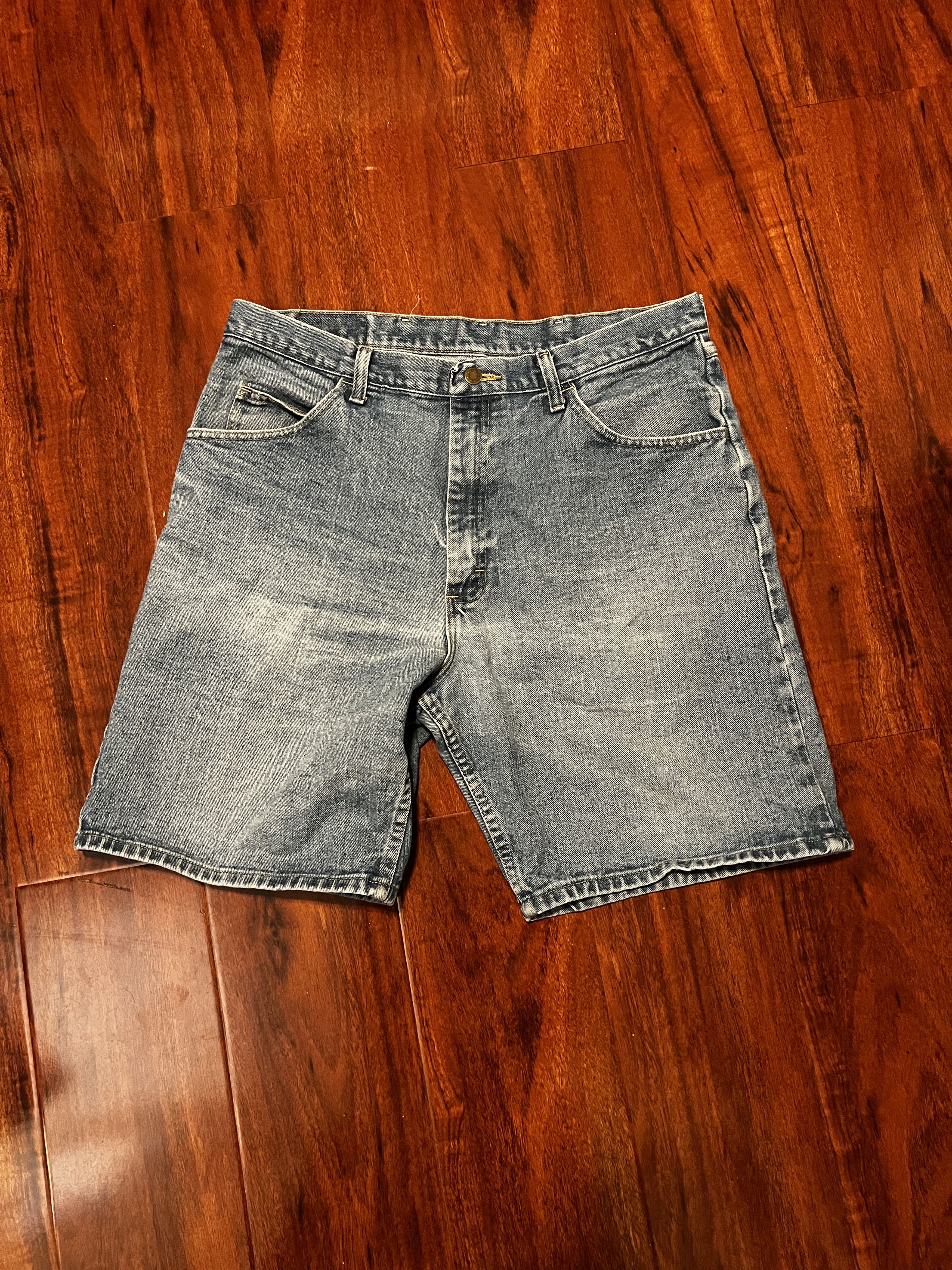 Wrangler Vintage Wrangler Denim Jorts Size 34 Size US 34 / EU 50 - 1 Thumbnail