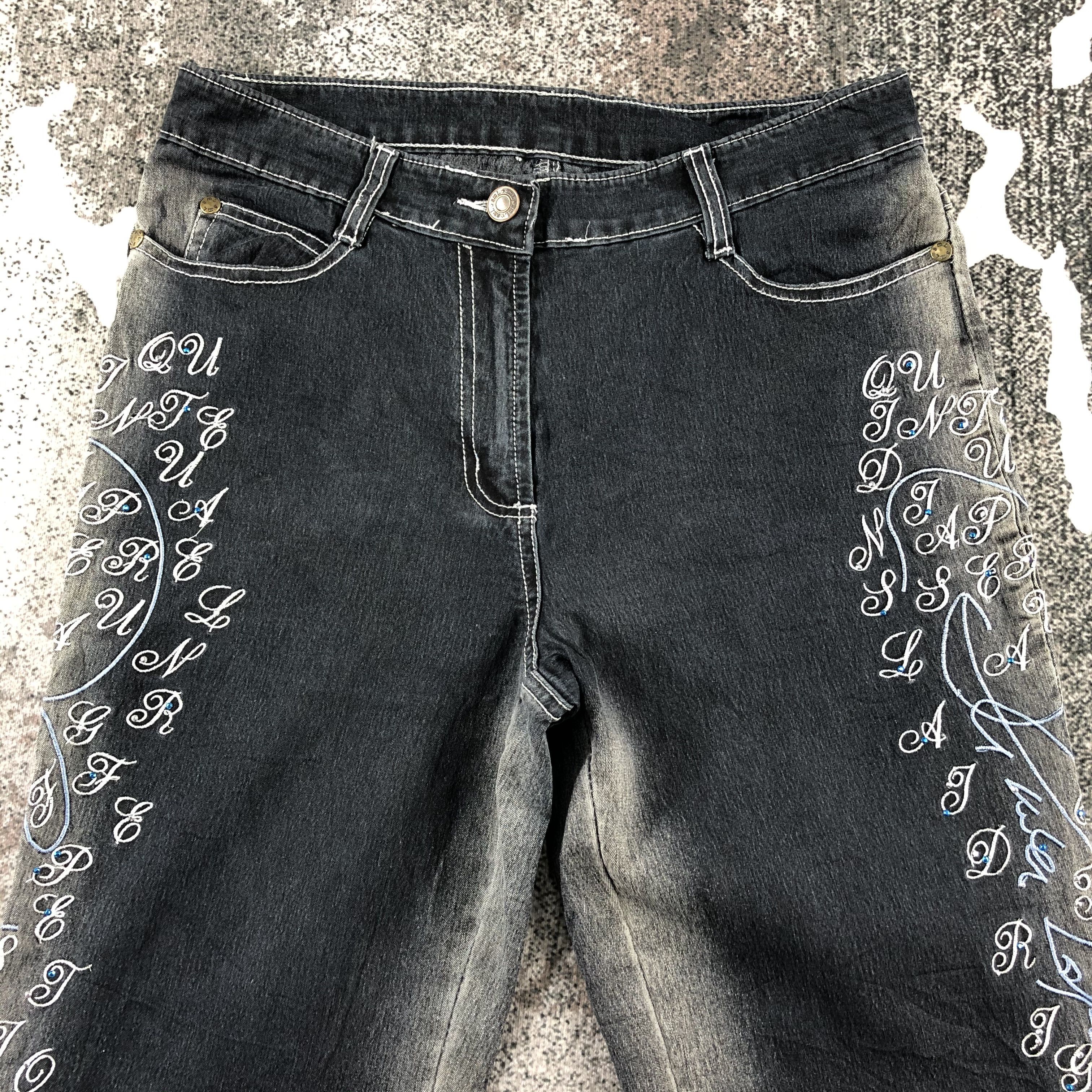 Japanese Brand Vintage Japanese Brand Jeans Embroidered Flare Pants Size US 28 / EU 44 - 3 Thumbnail