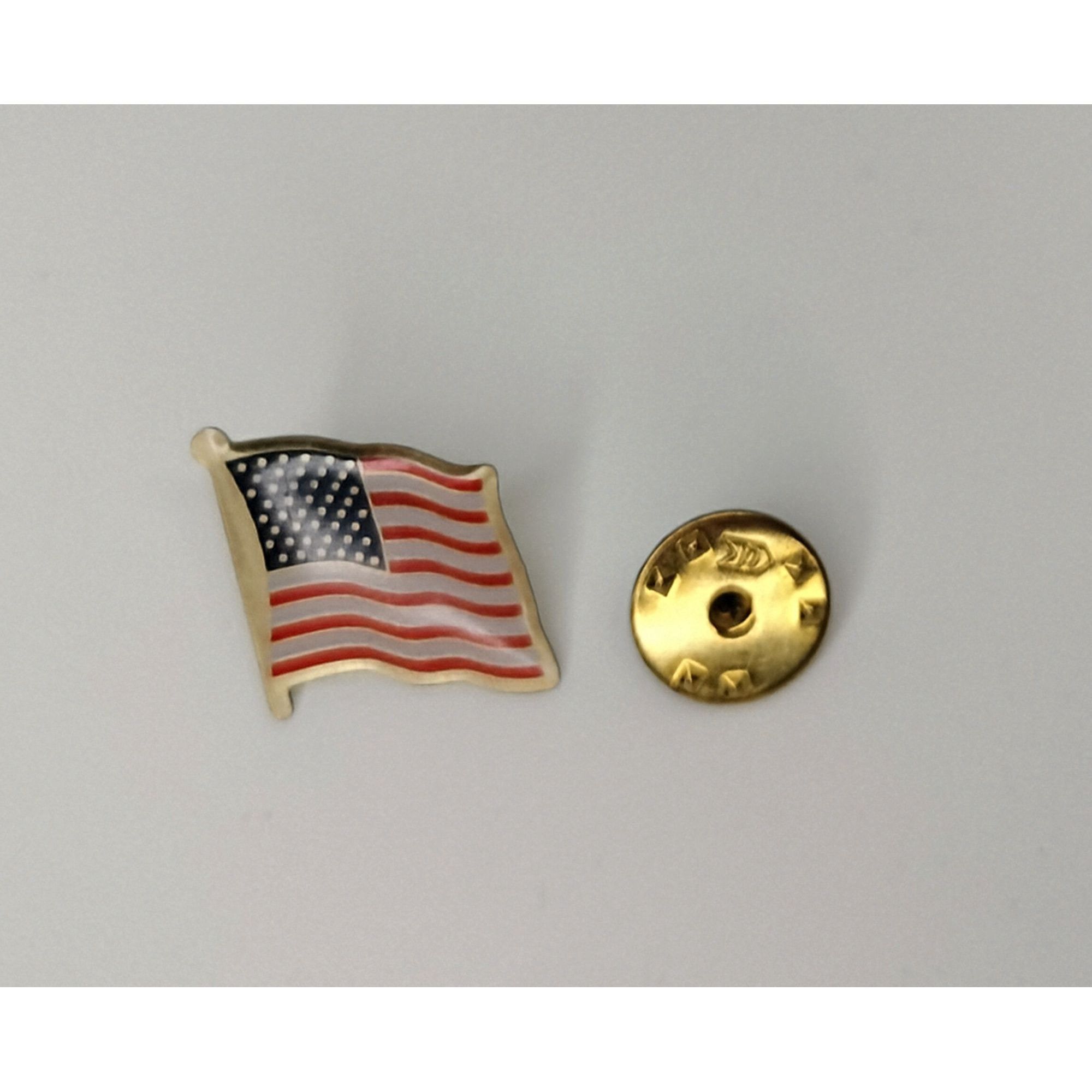 Other Vintage American Flag Enamel Lapel Pin Clutch Back Patriotic Size ONE SIZE - 1 Thumbnail