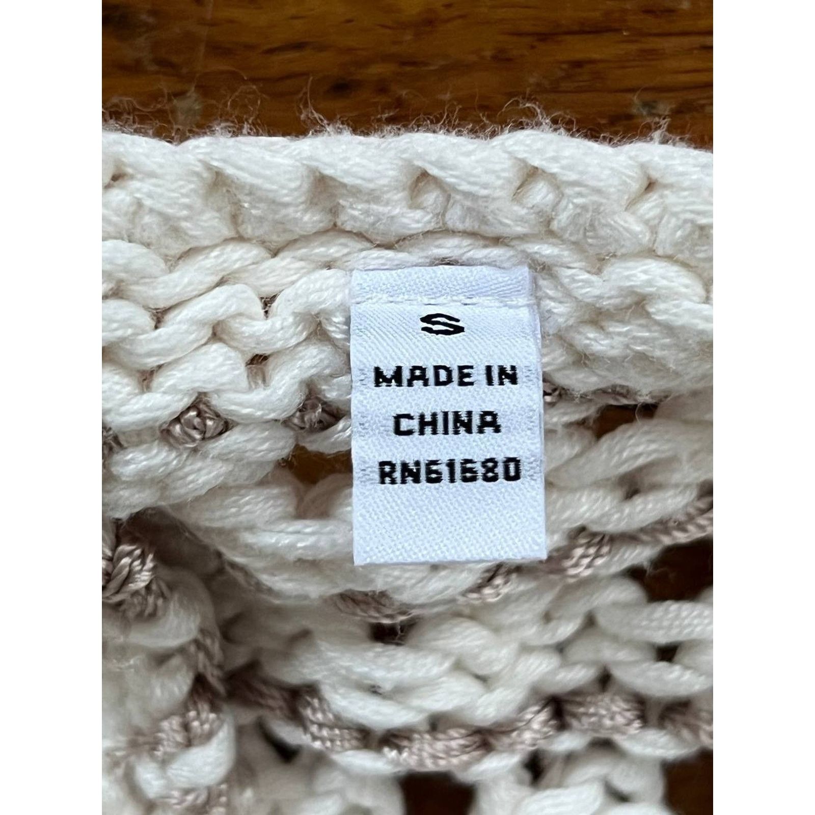 & Other Stories 525 America Knitted top with accents Crem Small A001773 Size S / US 4 / IT 40 - 5 Thumbnail