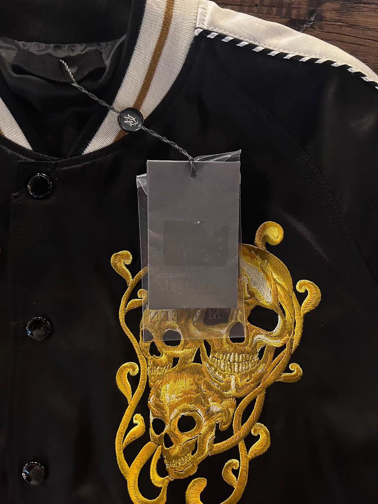 Alexander McQueen Alexander McQueen 17SS Skull‑Embroidered Sukajan Jacket. Ｑ25 Size US M / EU 48-50 / 2 - 2 Thumbnail