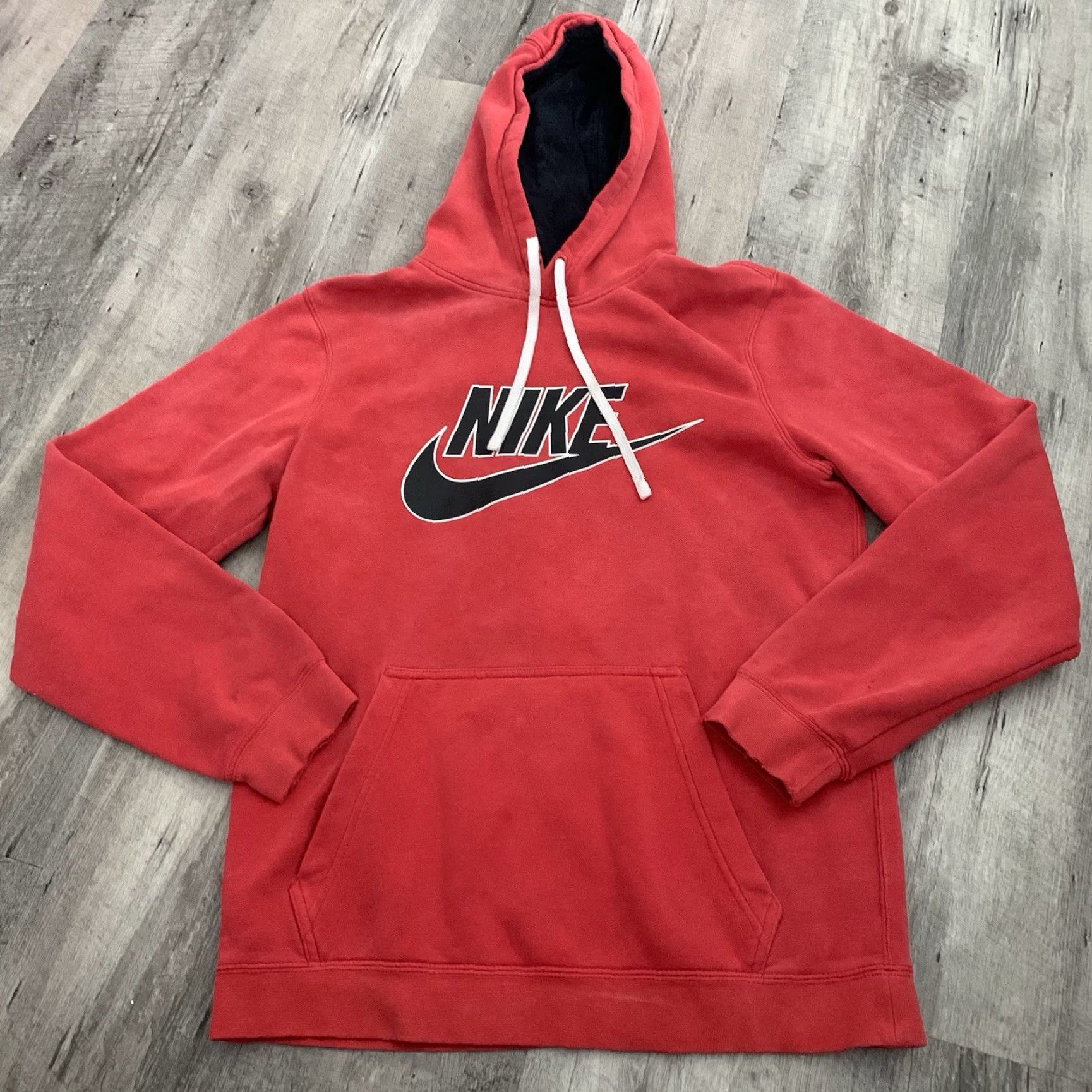 Nike **Red Logo Nike Hoodie Mens Small Pullover Sweatshirt** User: Red Logo Nike Hoodie Mens Small Pullover Sweatshirt Size US S / EU 44-46 / 1 - 3 Thumbnail