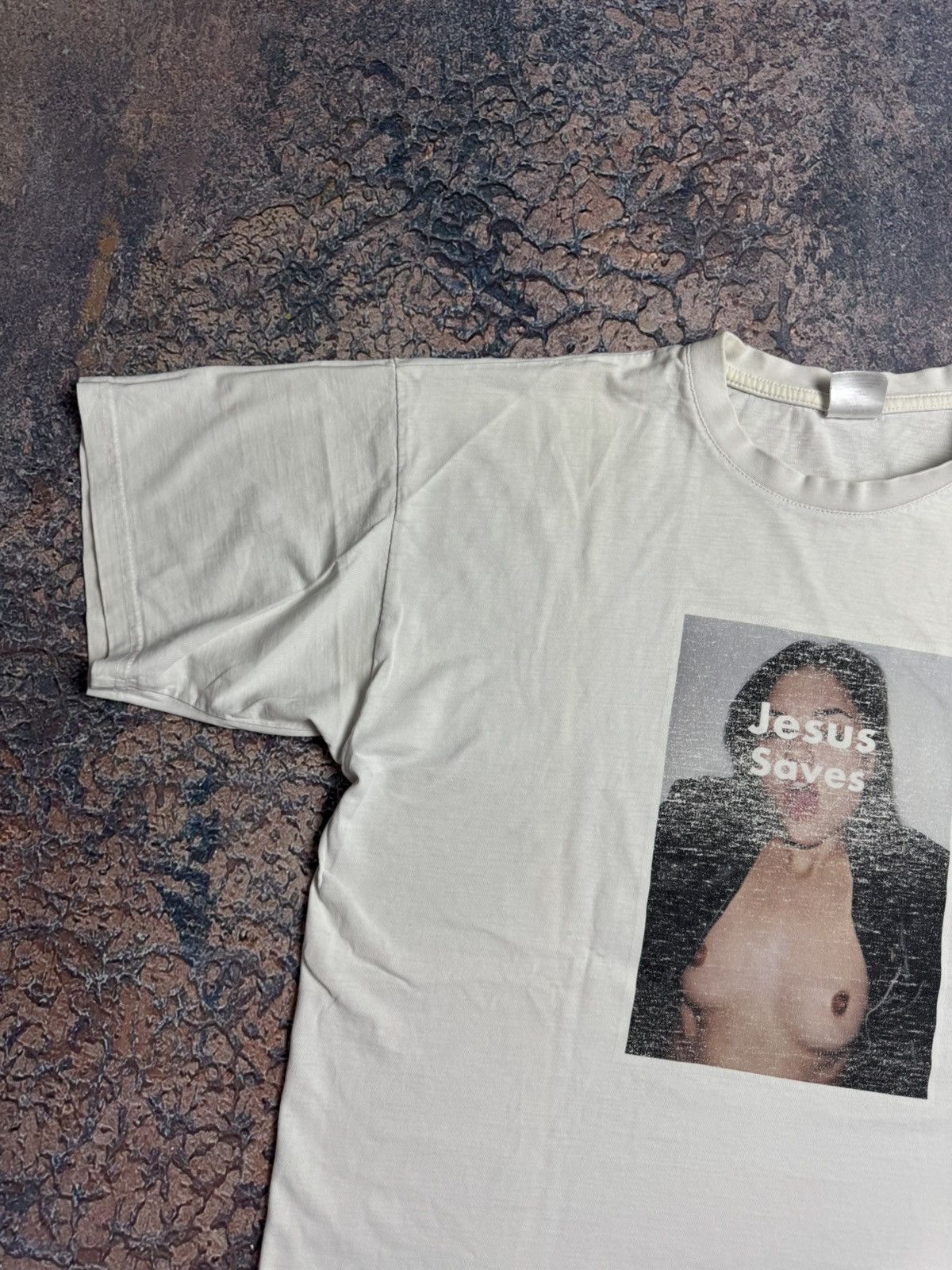 Hook-Ups RARE VINTAGE 90s SEDITIONARIES TITS Boobs Bdsm TSHIRT SIZE M Size US M / EU 48-50 / 2 - 5 Thumbnail