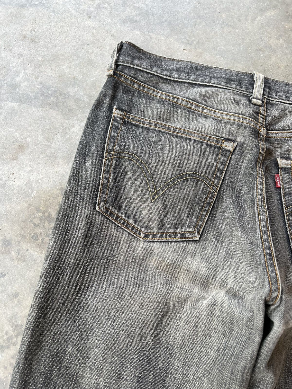 Levi's VINTAGE LEVIS 502 DISTRESS JEAN Size US 32 / EU 48 - 18 Thumbnail
