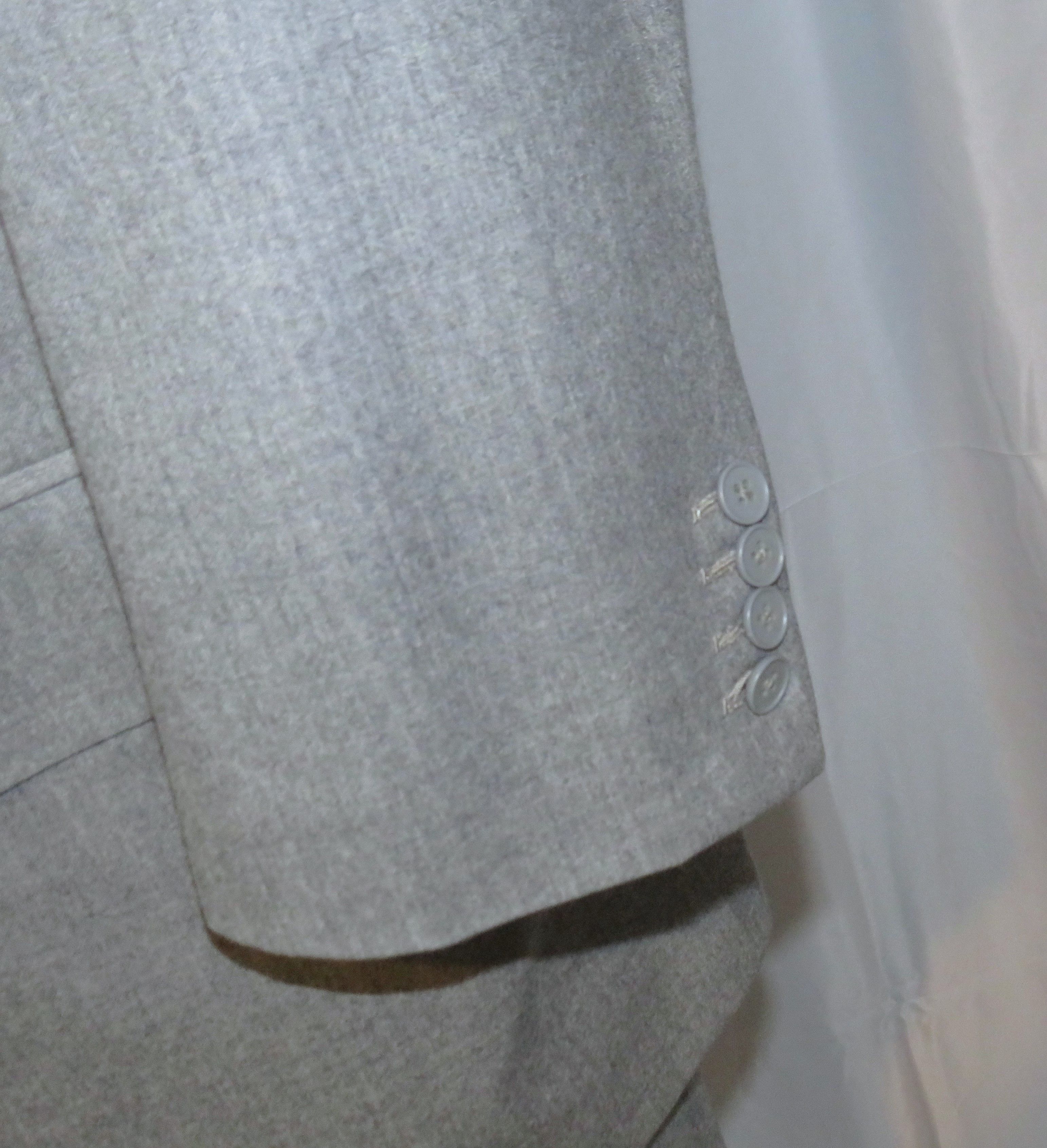 Alan Flusser Pale Gray Solid Flannel Two Button Suit 40L Size 40L - 10 Thumbnail