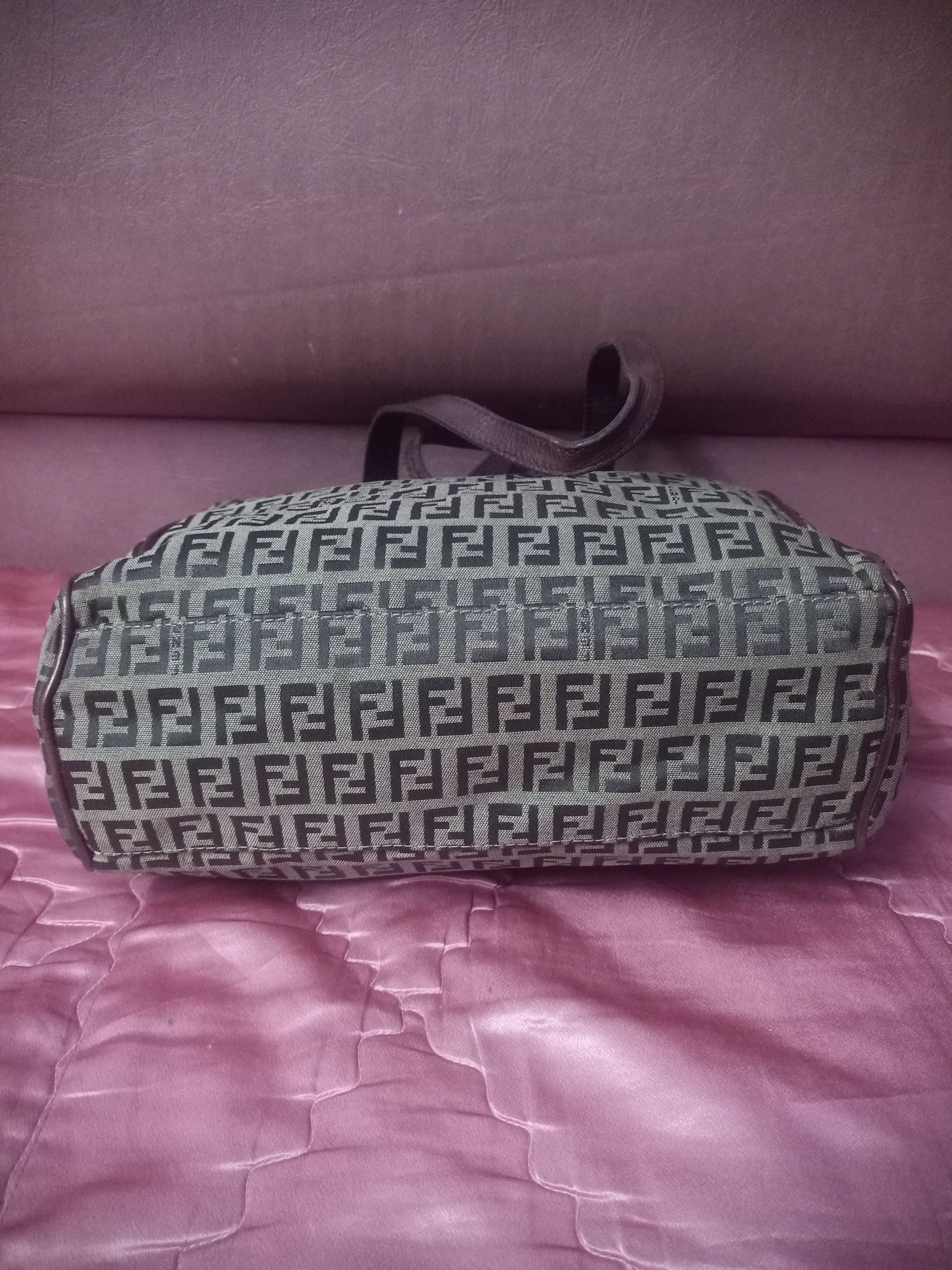 Fendi Authentic Fendi Tote Bag Size ONE SIZE - 7 Thumbnail