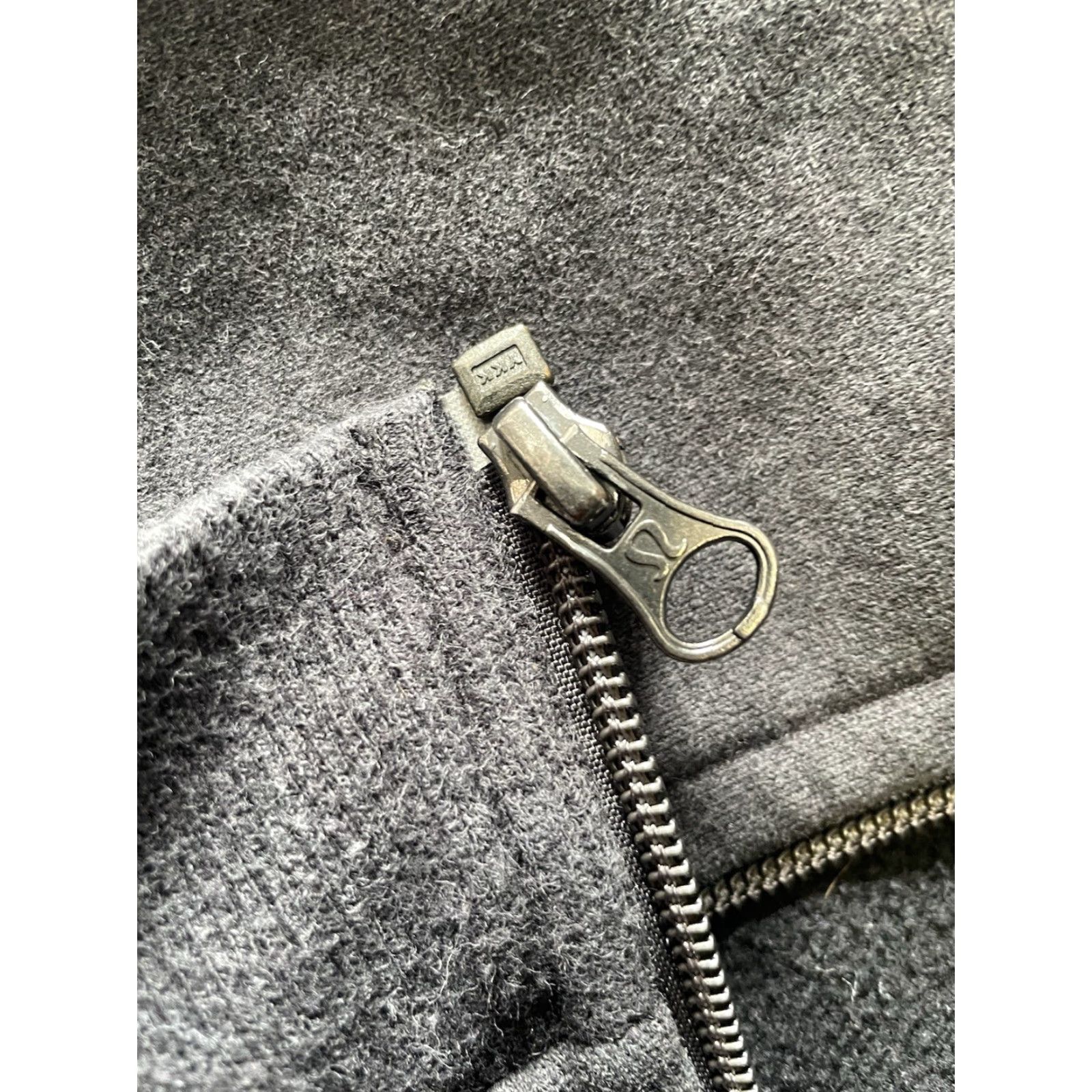 Lululemon Lululemon Jacket Womens Gray Athletic Size S Winter Turtle Neck Zip Up Basic Jacket Women Fans Size S / US 4 / IT 40 - 6 Thumbnail
