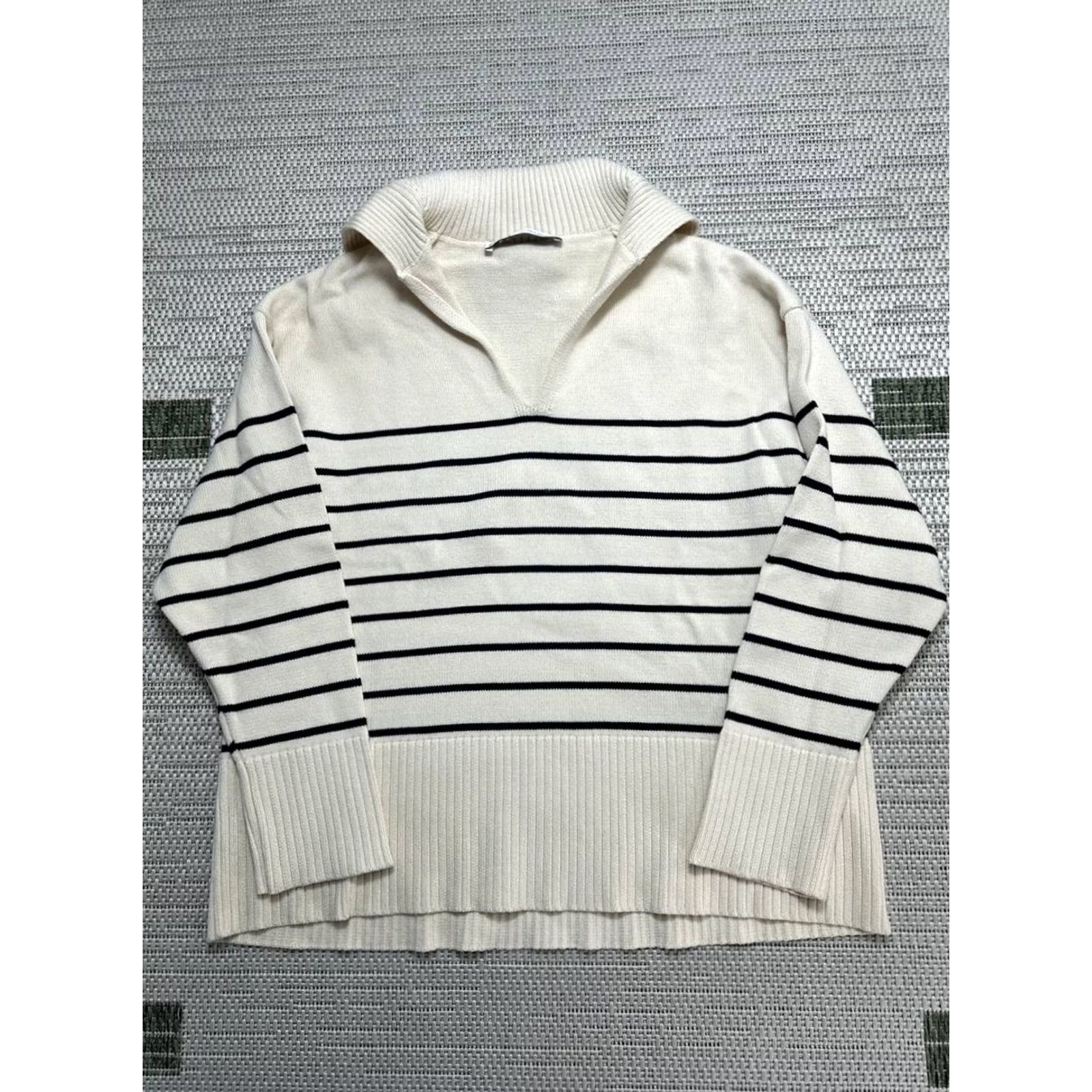 Zara Zara Polo Sweater Womens Small Beige Oversized Striped Knit Warm Cozy Pullover Shirt Knit Casual Women's Fashion, City, Preppy, Modern Size S / US 4 / IT 40 - 2 Thumbnail