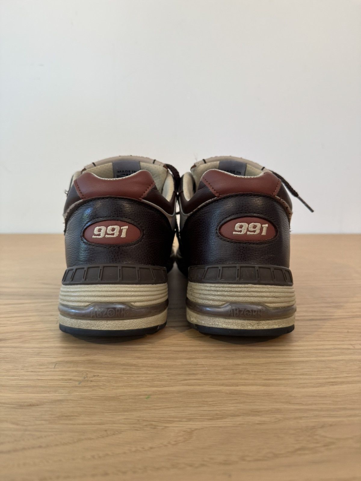 New Balance New Balance 991 Made in England Brown Leather (Mens 11) Size US 11 / EU 44 - 3 Thumbnail