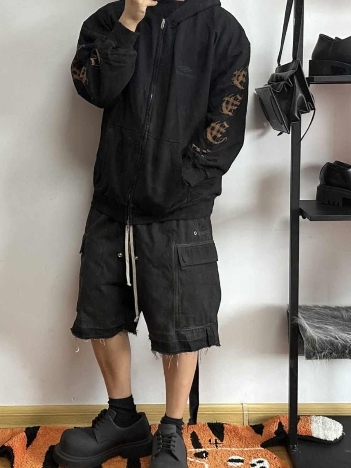 Vintage Black Cargo Denim Shorts with Elastic Waistband Size US 32 / EU 48 - 1 Thumbnail