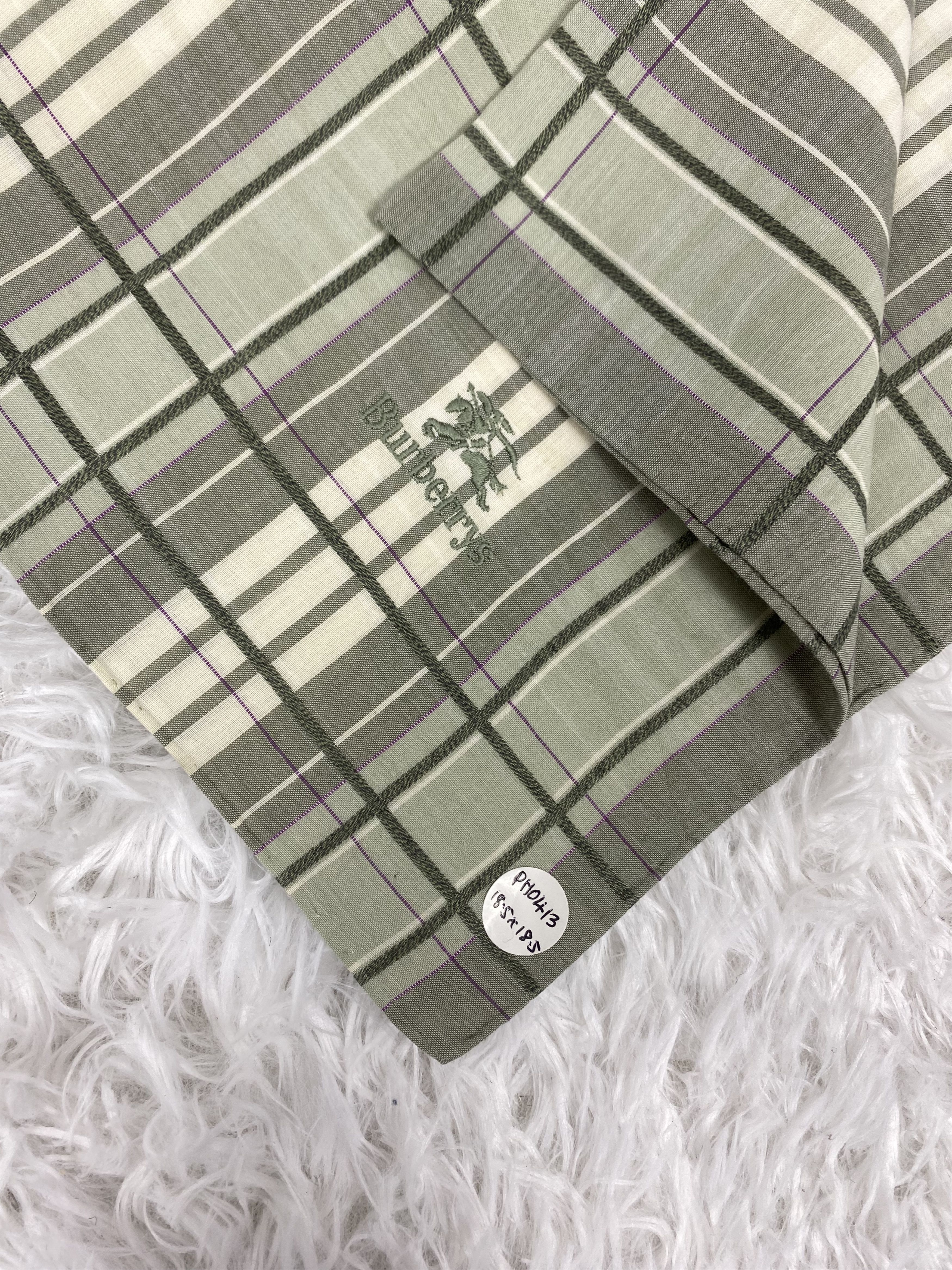 Burberry Vintage Burberry Handkerchief Neckerchief PH0413 Size ONE SIZE - 2 Thumbnail