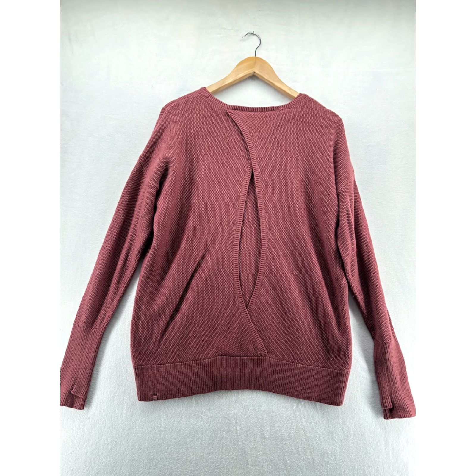 Lululemon Lululemon Sweater Womens 8 Red Oversized Crew Neck PullOver Size M / US 6-8 / IT 42-44 - 5 Thumbnail