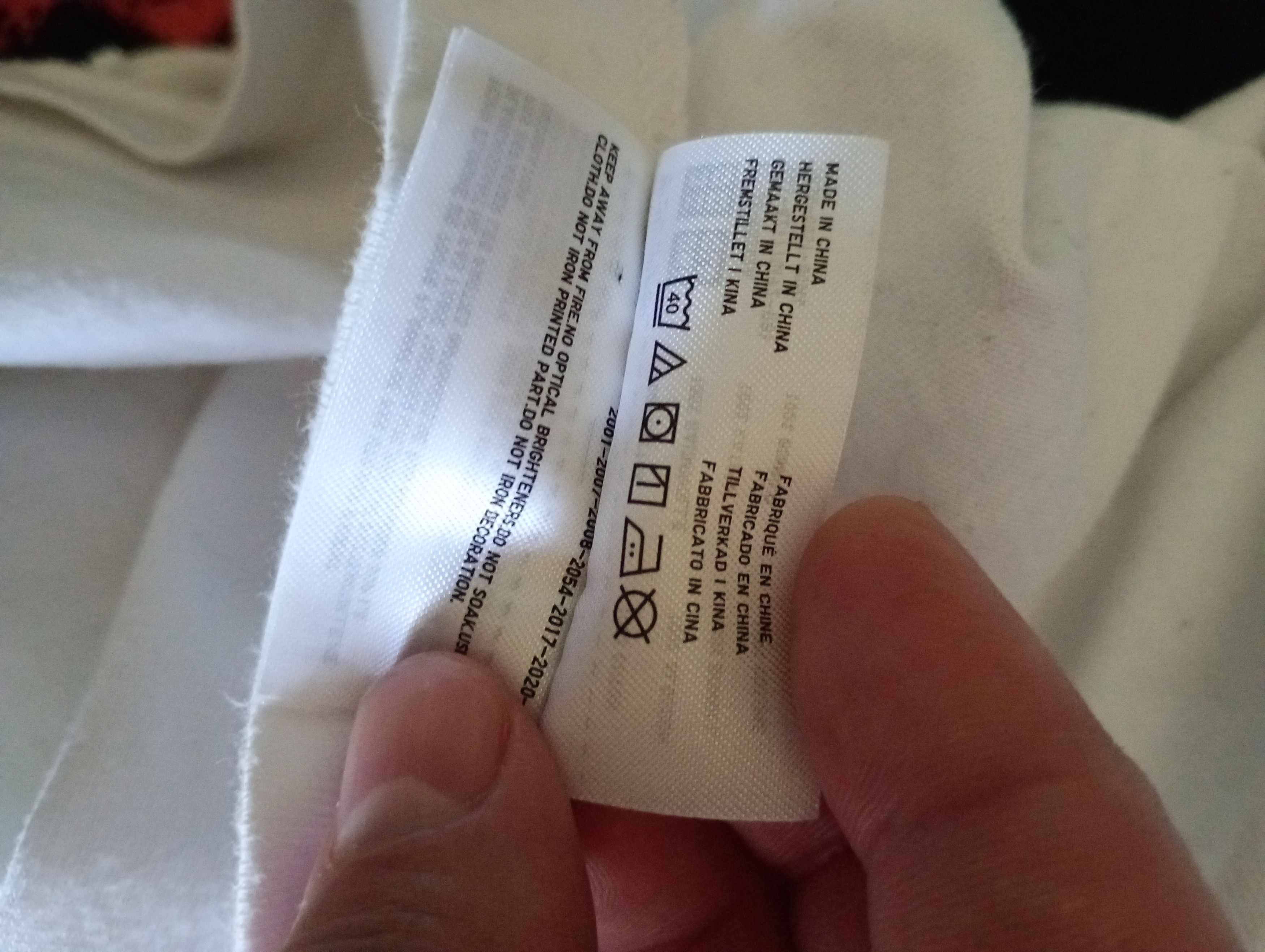 Japanese Brand × Kaws × Uniqlo Uniqlo x Kaws Anatomy T-Shirt Size US M / EU 48-50 / 2 - 10 Thumbnail