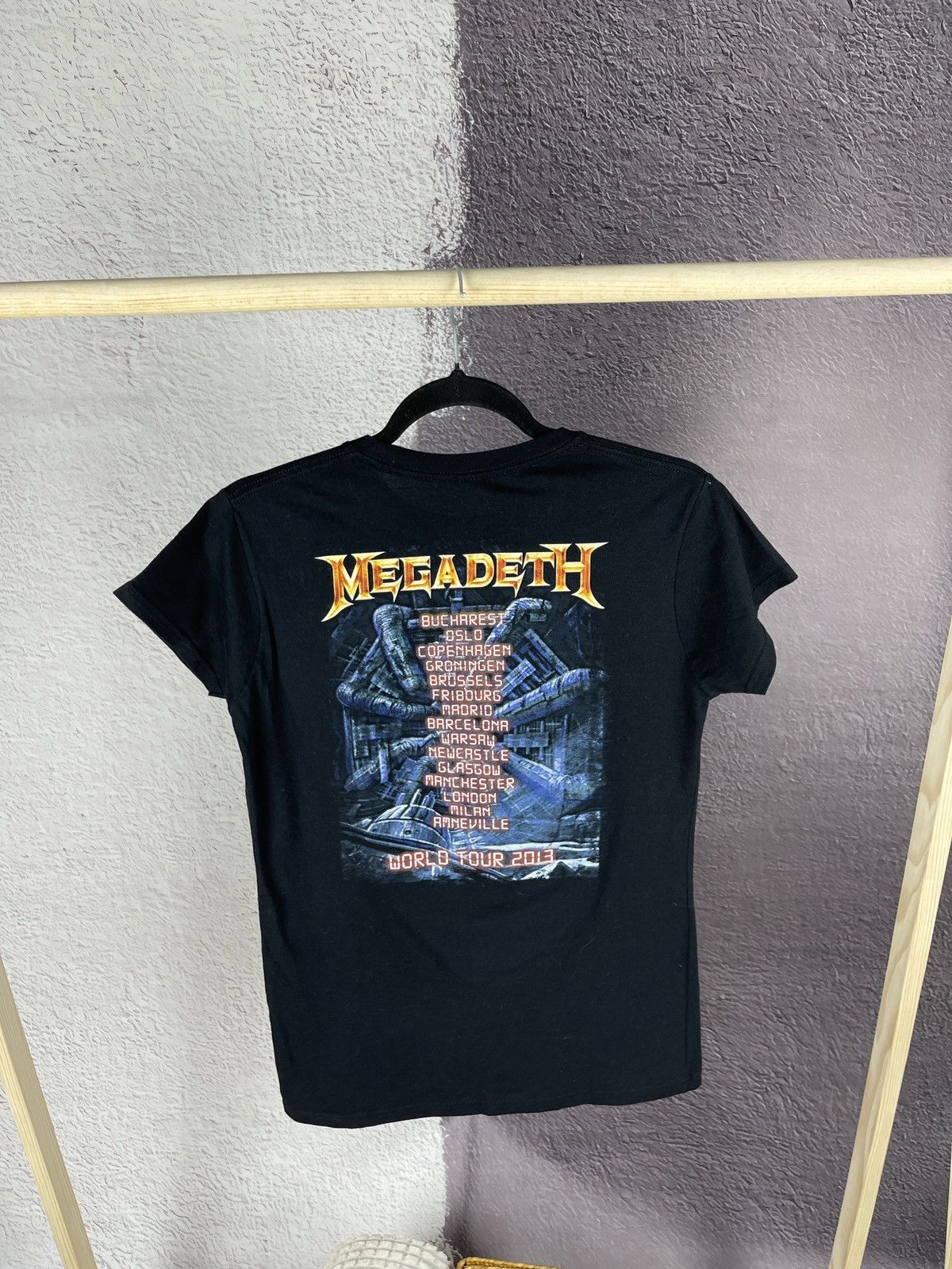 Band Tees Gildan vintage Megadeath World tour 2013 band tee shirt Size L / US 10 / IT 46 - 2 Thumbnail