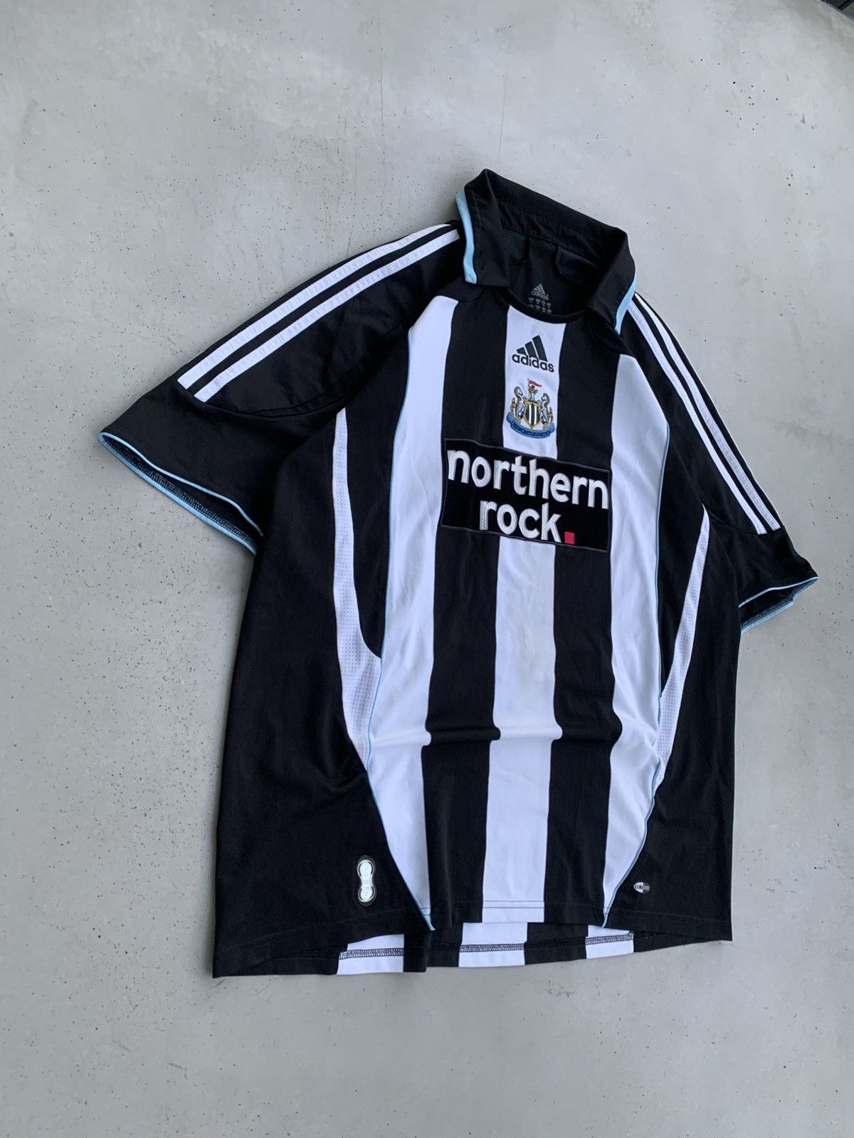 Adidas Adidas New Custle Jersey Vintage Avantgarde Football Tee Y2k Size US L / EU 52-54 / 3 - 3 Thumbnail