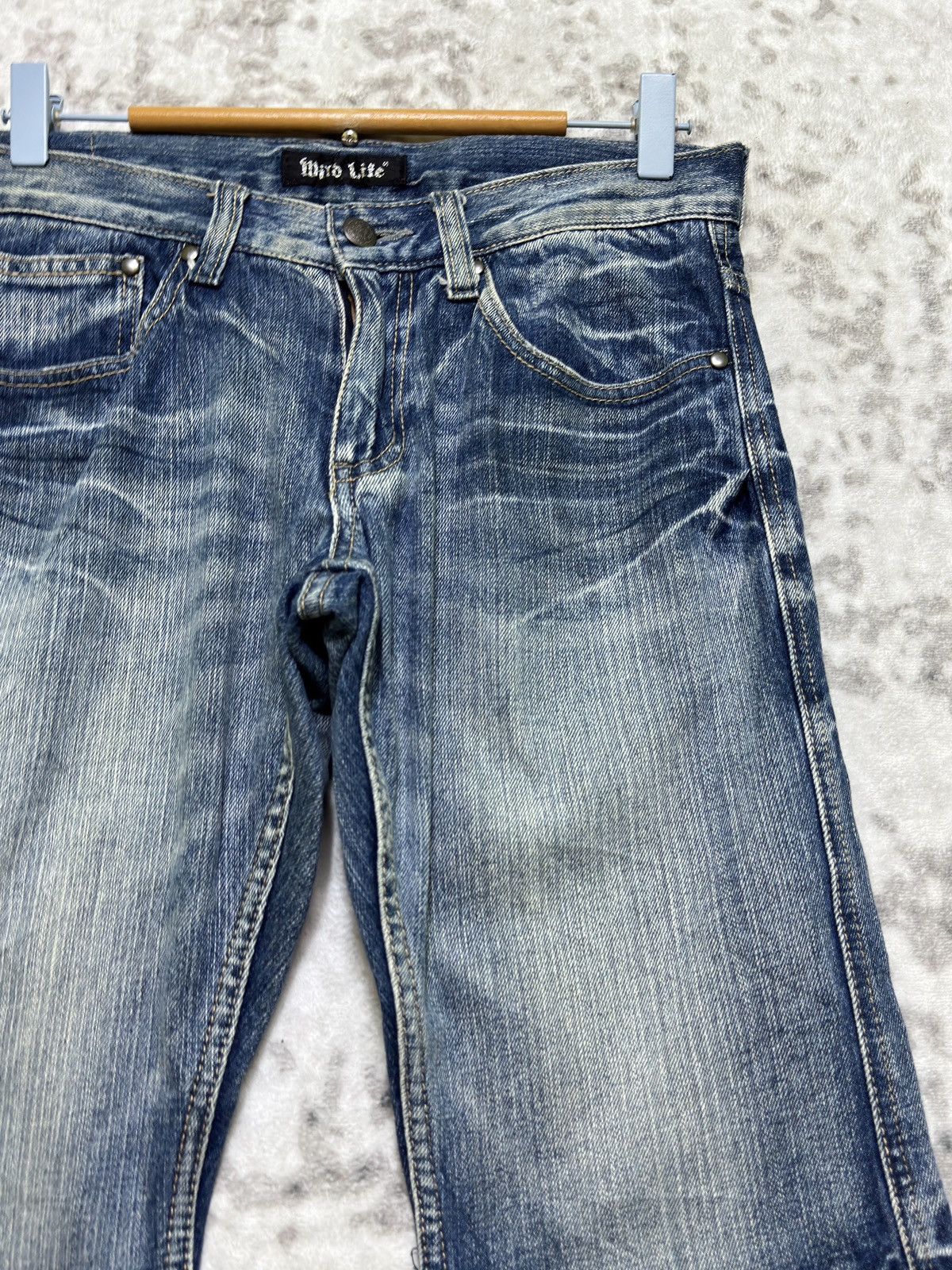 Vintage Vintage Wild Life Angel Wing Flared Y2K Denim Jeans Size US 29 - 5 Thumbnail