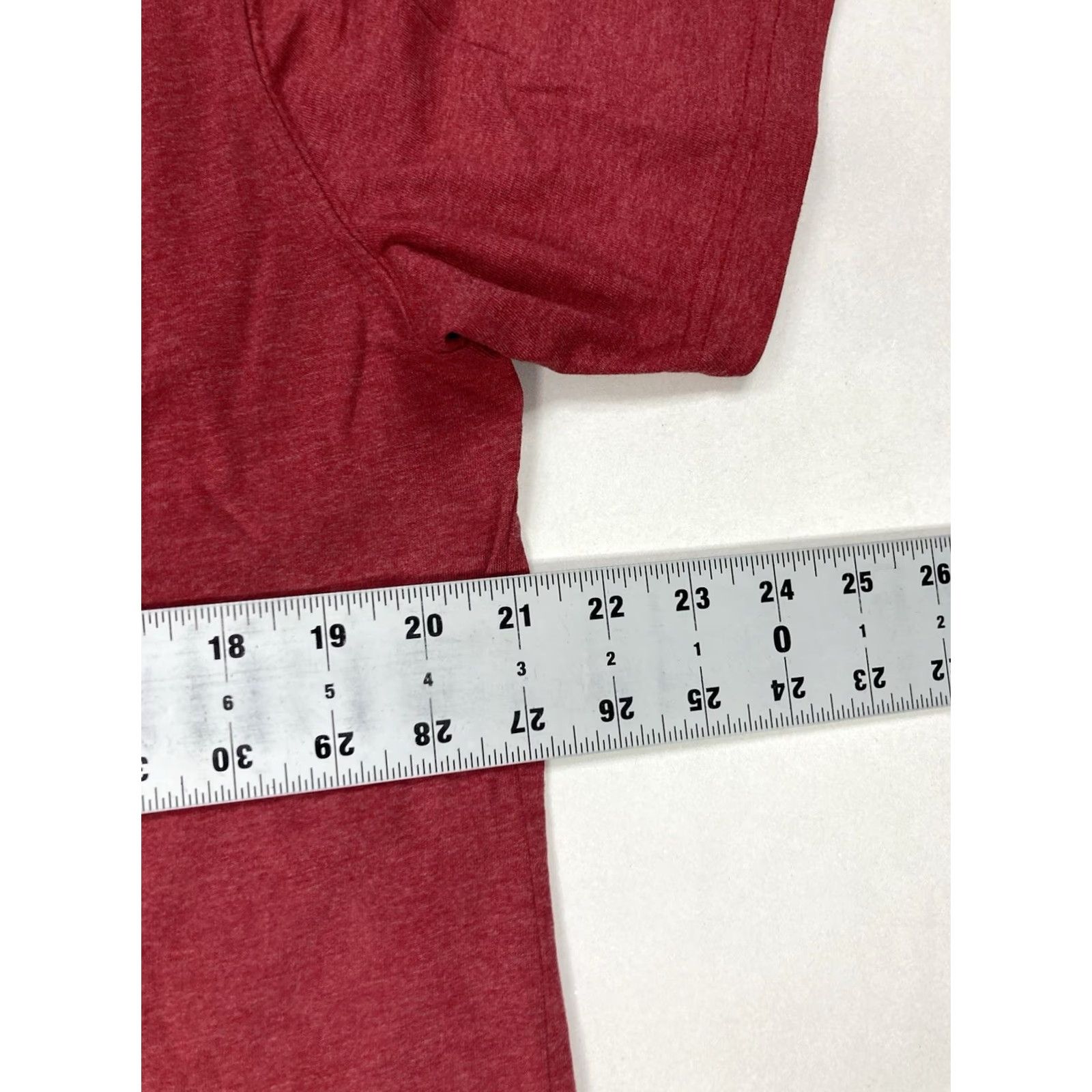 Orvis VINTAGE Orvis Graphic T-shirt Men Medium Red Size US M / EU 48-50 / 2 - 7 Thumbnail
