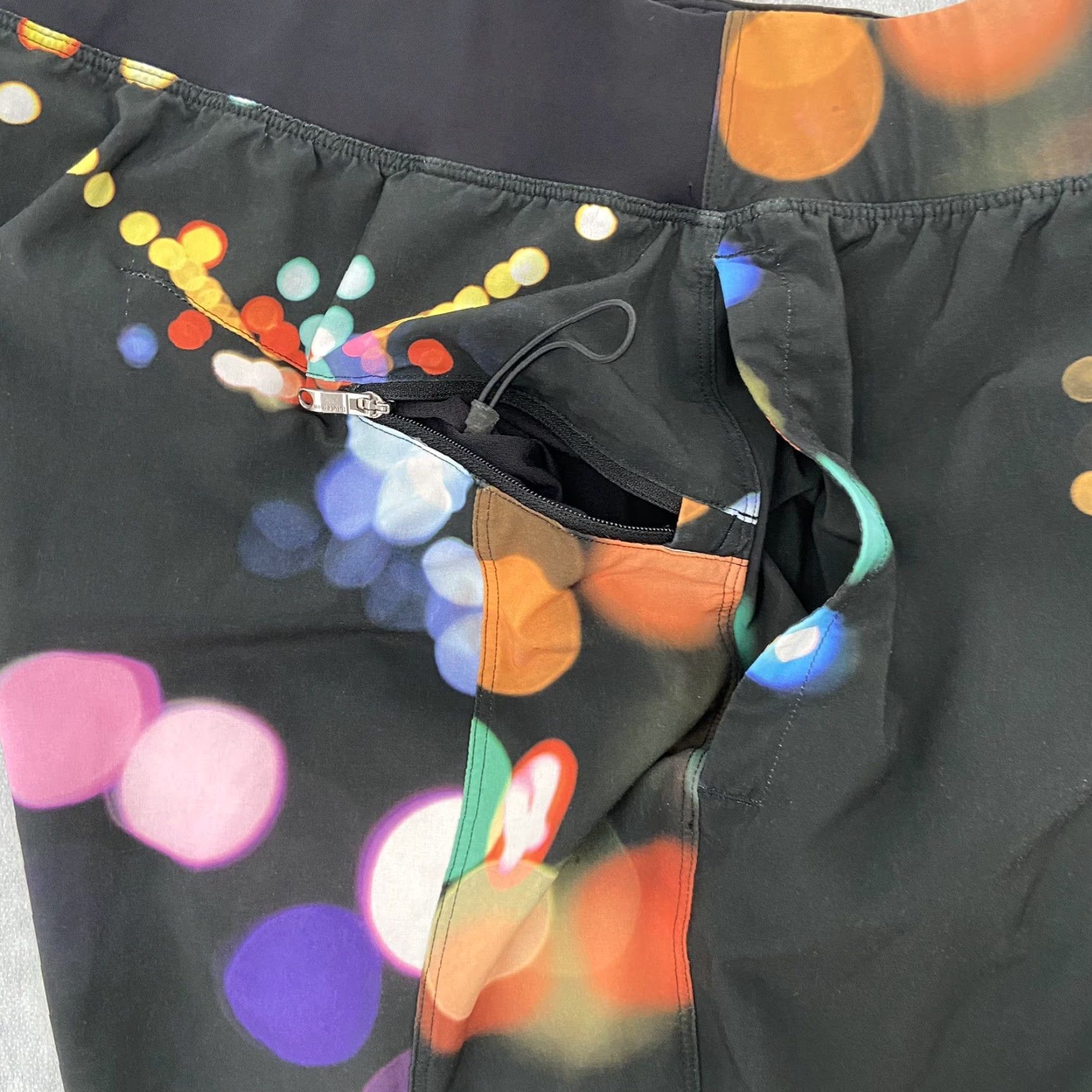 Lululemon VINTAGE Lululemon Shorts Mens Medium Activewear 8.5in Black Gym Cross Training Size US 31 - 5 Thumbnail