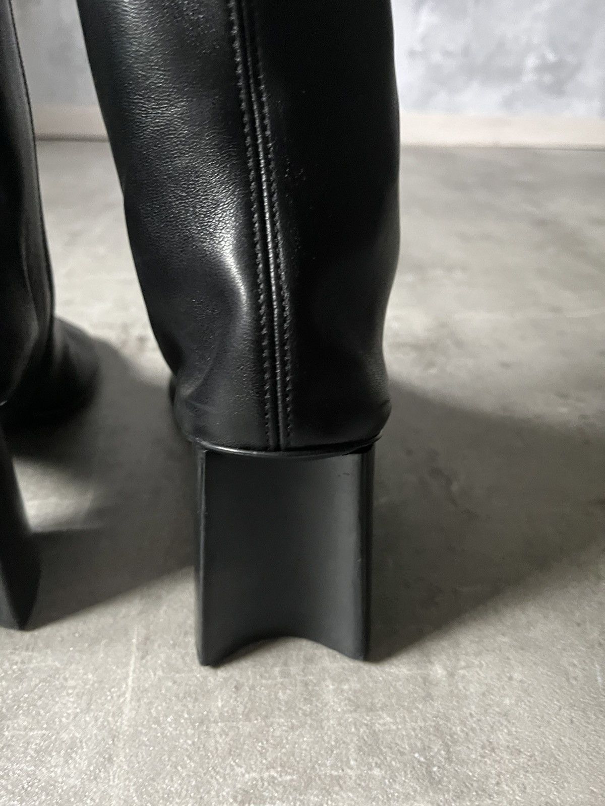 Balenciaga Balenciaga F/W 2022 Glove Boots leather black Size US 9 / EU 42 - 5 Thumbnail