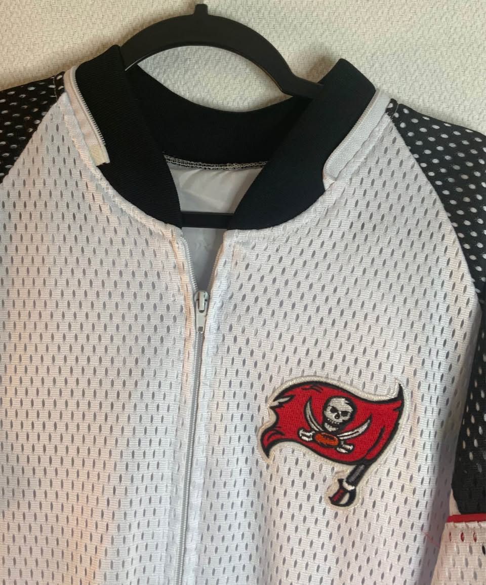 Vintage Vintage Tampa Bay Bucaners 90s Size US XL / EU 56 / 4 - 3 Thumbnail
