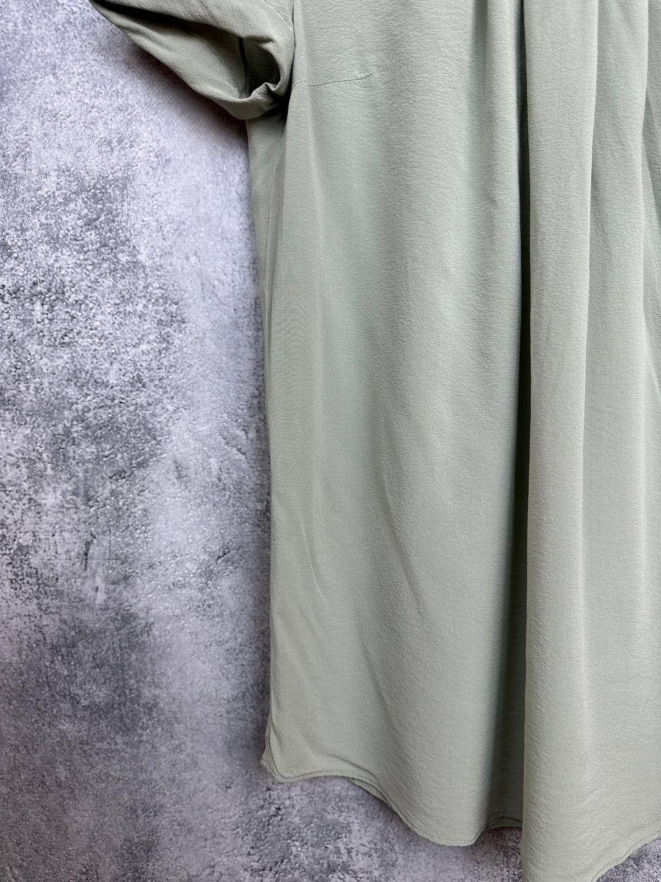 Brunello Cucinelli Brunello Cucinelli Linen/Silk Blouse Beaded Trim Italy SS Size XS / US 0-2 / IT 36-38 - 6 Thumbnail