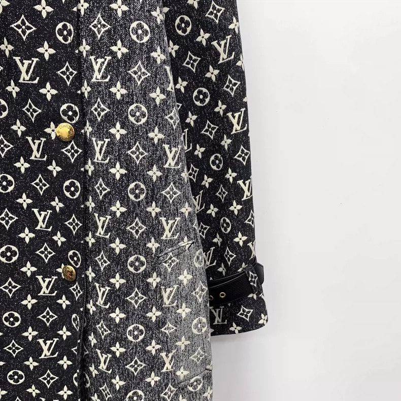 Louis Vuitton Louis Vuitton 23 black logo full print cotton lapel long s Size XS / US 0-2 / IT 36-38 - 4 Thumbnail