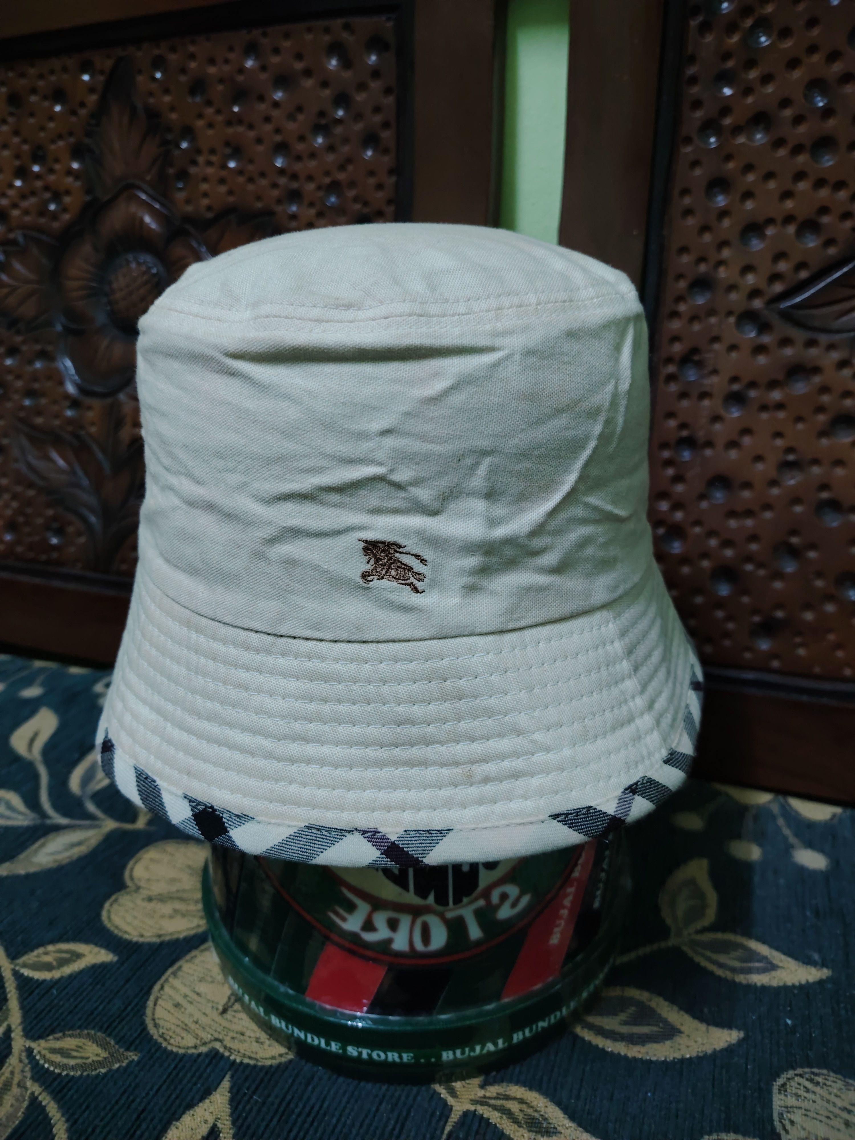 Burberry × Vintage Vintage Burberrys Bucket Hat Size ONE SIZE - 1 Thumbnail