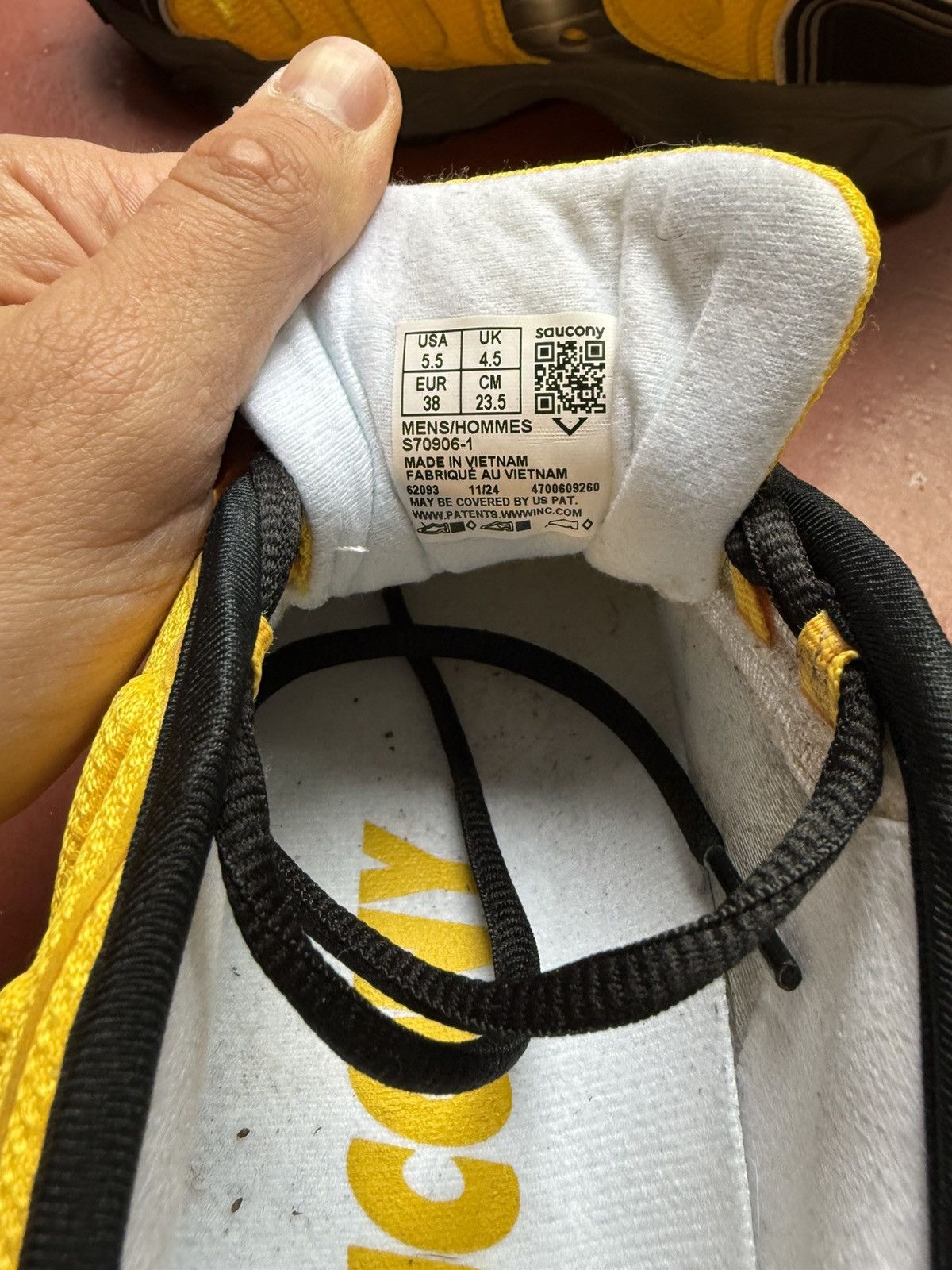 Saucony Saucony Matrix Yellow/Black Size US 7 / IT 37 - 8 Thumbnail