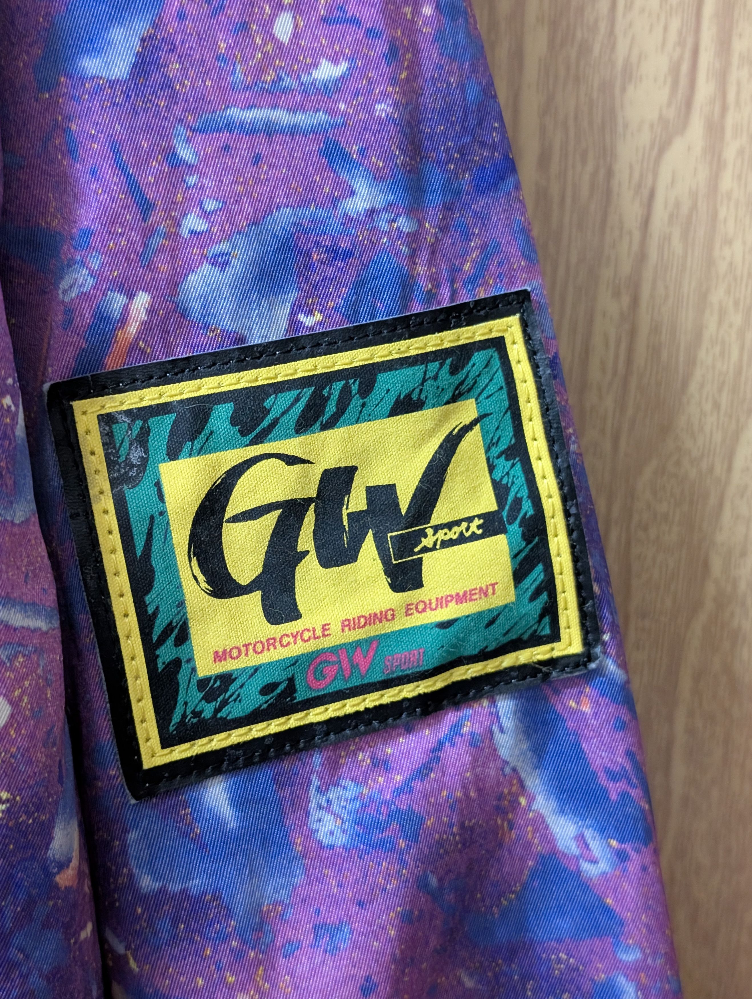 Goldwin Vintage Goldwin Sport Windbreaker Jacket Abstract Zipper Size US L / EU 52-54 / 3 - 6 Thumbnail