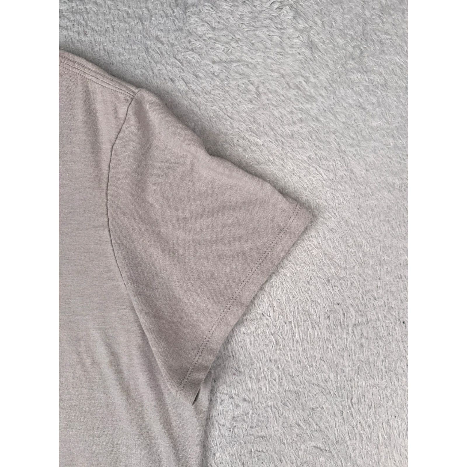 The North Face The North Face Shirt Women XL Gray Polyester Blend Bear Logo READ Size XL / US 12-14 / IT 48-50 - 2 Thumbnail