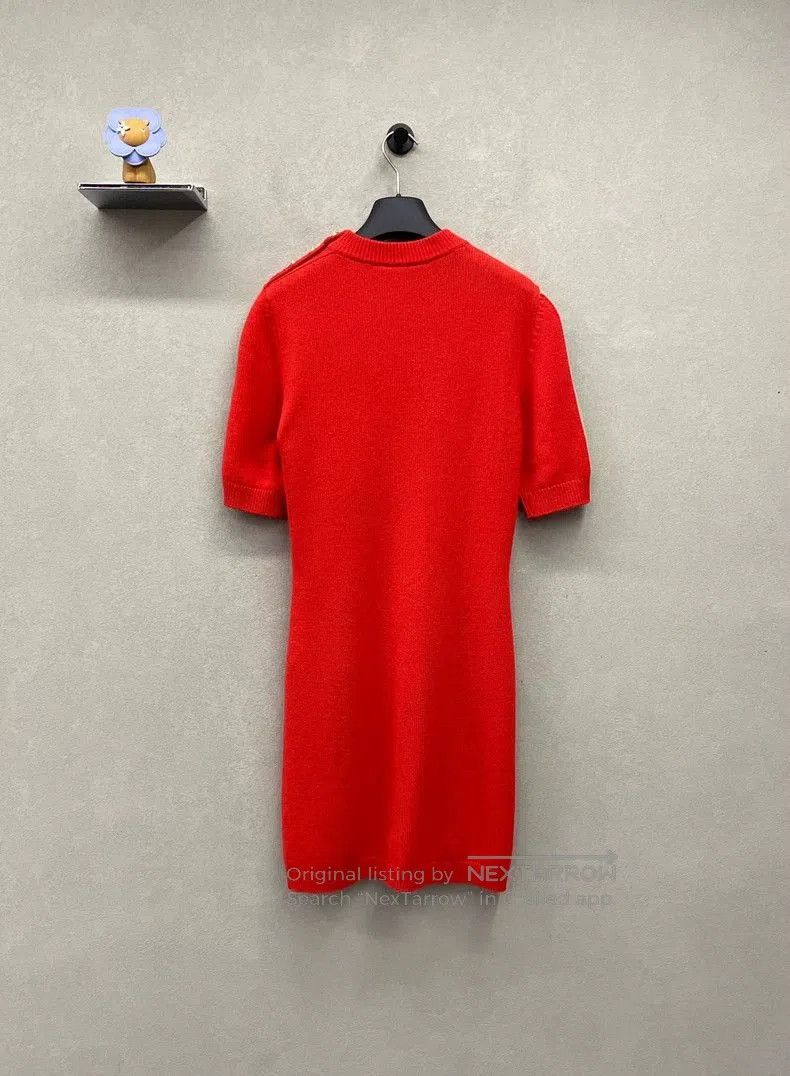 Louis Vuitton Louis Vuitton Red Knit Dress S. Size US S / EU 44-46 / 1 - 2 Thumbnail