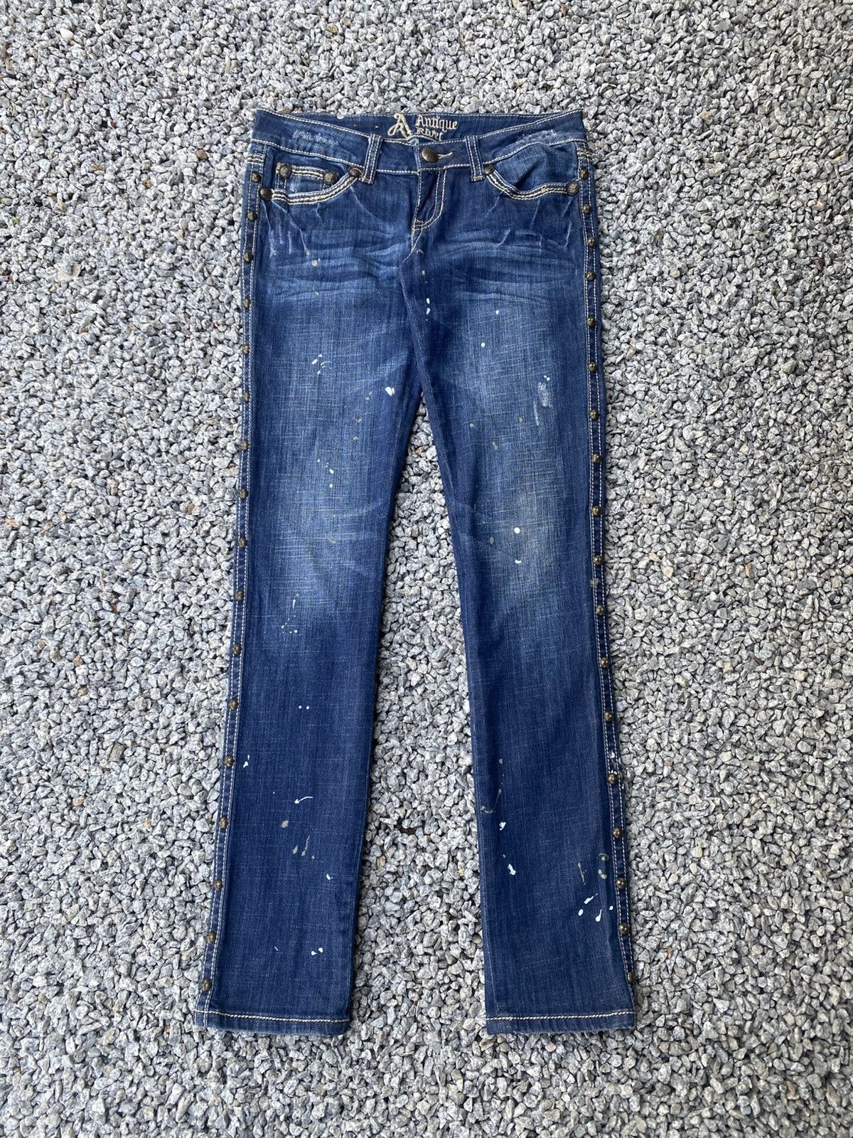 Seditionaries ANTIQUE RIVET STUDDED CROSS CH INSPIRED JEANS Size US 28 / EU 44 - 3 Thumbnail