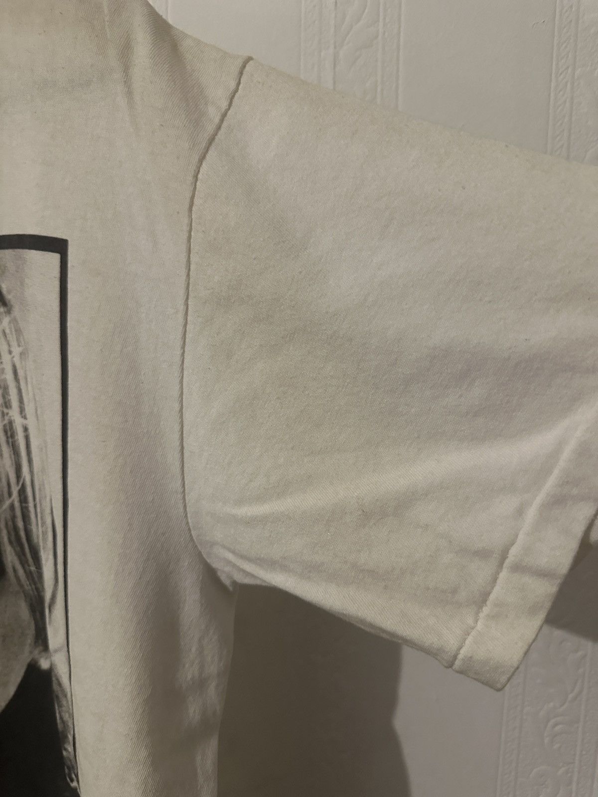 Vintage Vintage single-stitched Kurt Cobain Nirvana T-shirt Size US M / EU 48-50 / 2 - 3 Thumbnail