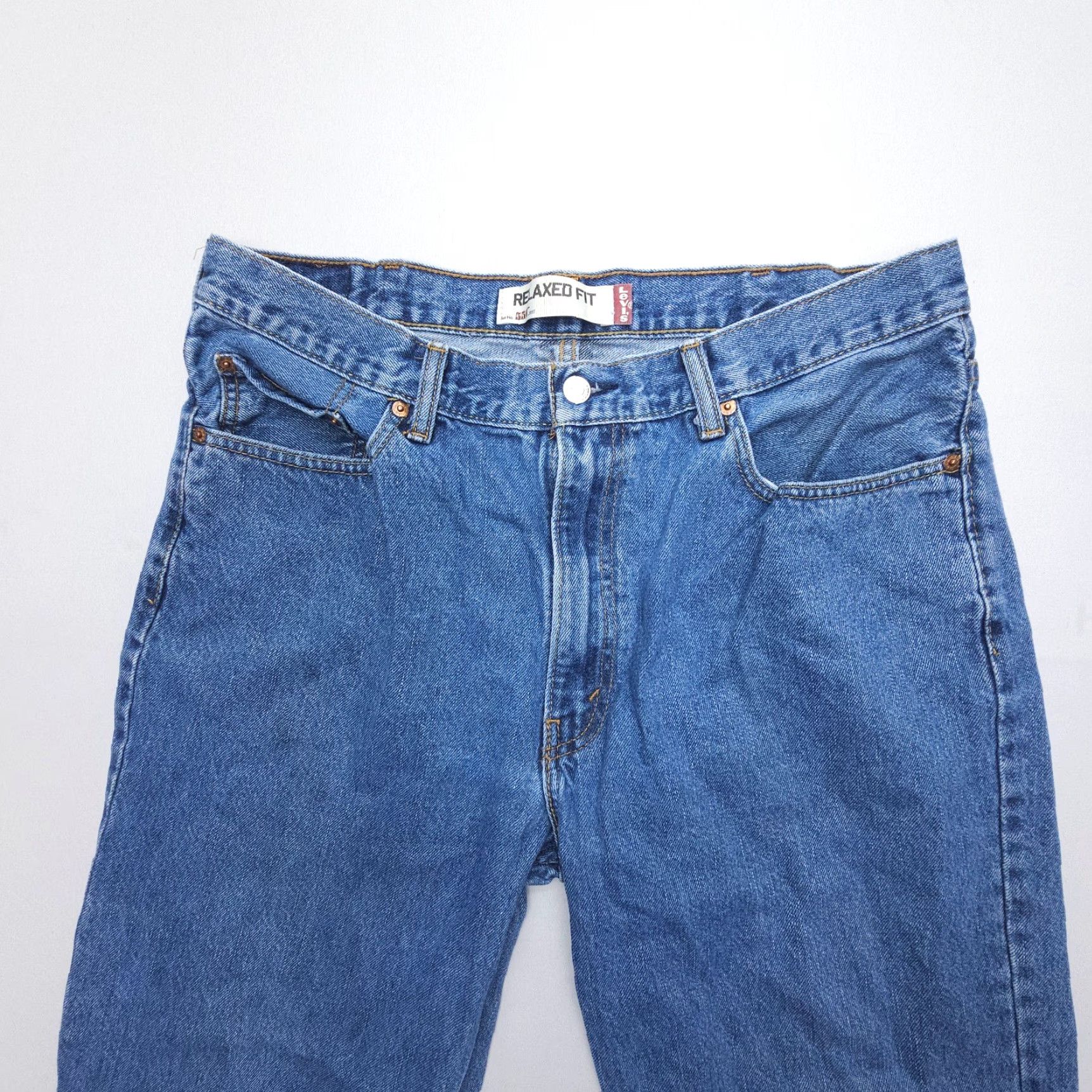 Levi's Levi's Jeans 550 Relaxed Fit Tapered Jeans Mens 38 x 30 Denim Blue 90s American Distressed Pockets Baggy Vintage No N/A Size US 38 / EU 54 - 4 Thumbnail