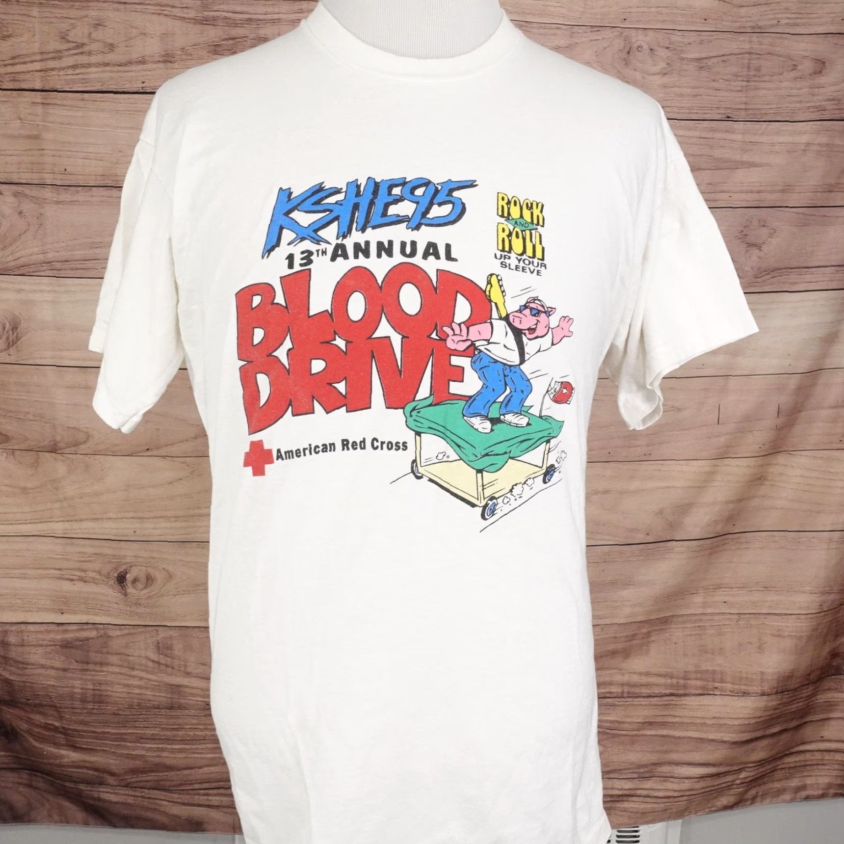 Hanes VINTAGE KSHE 95 Radio Blood Drive T-Shirt XL White Graphic Print Rock Music Mens Size US XL / EU 56 / 4 - 3 Thumbnail