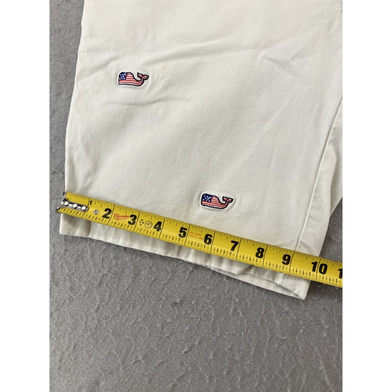 Vineyard Vines Vineyard Vines Shorts Men 32 Khaki American Flag Whale Embroidered Casual Summer Fashion Size US 32 / EU 48 - 6 Thumbnail