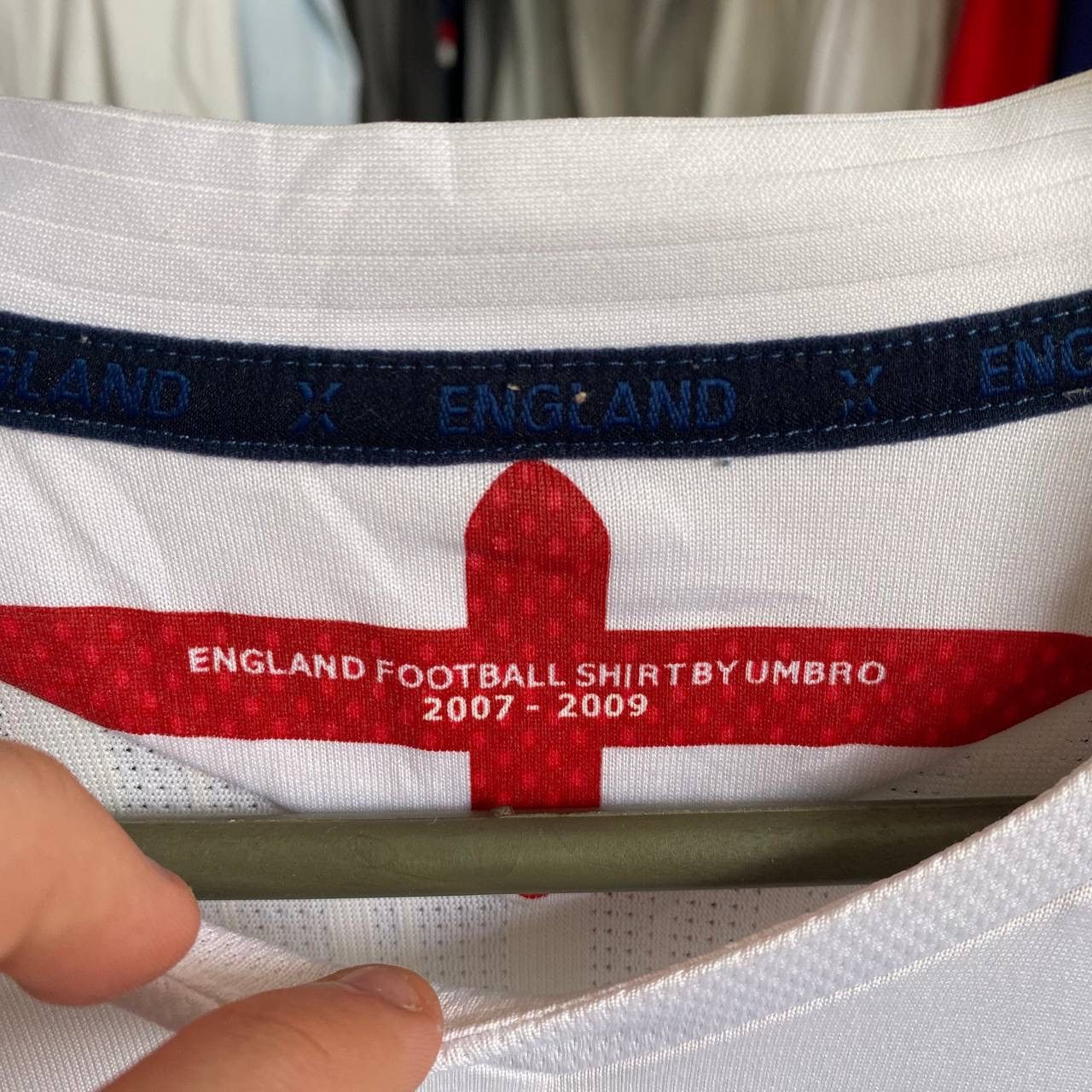 Umbro × Vintage Vintage Umbro England 2007 National Soccer team jersey Size US M / EU 48-50 / 2 - 5 Thumbnail