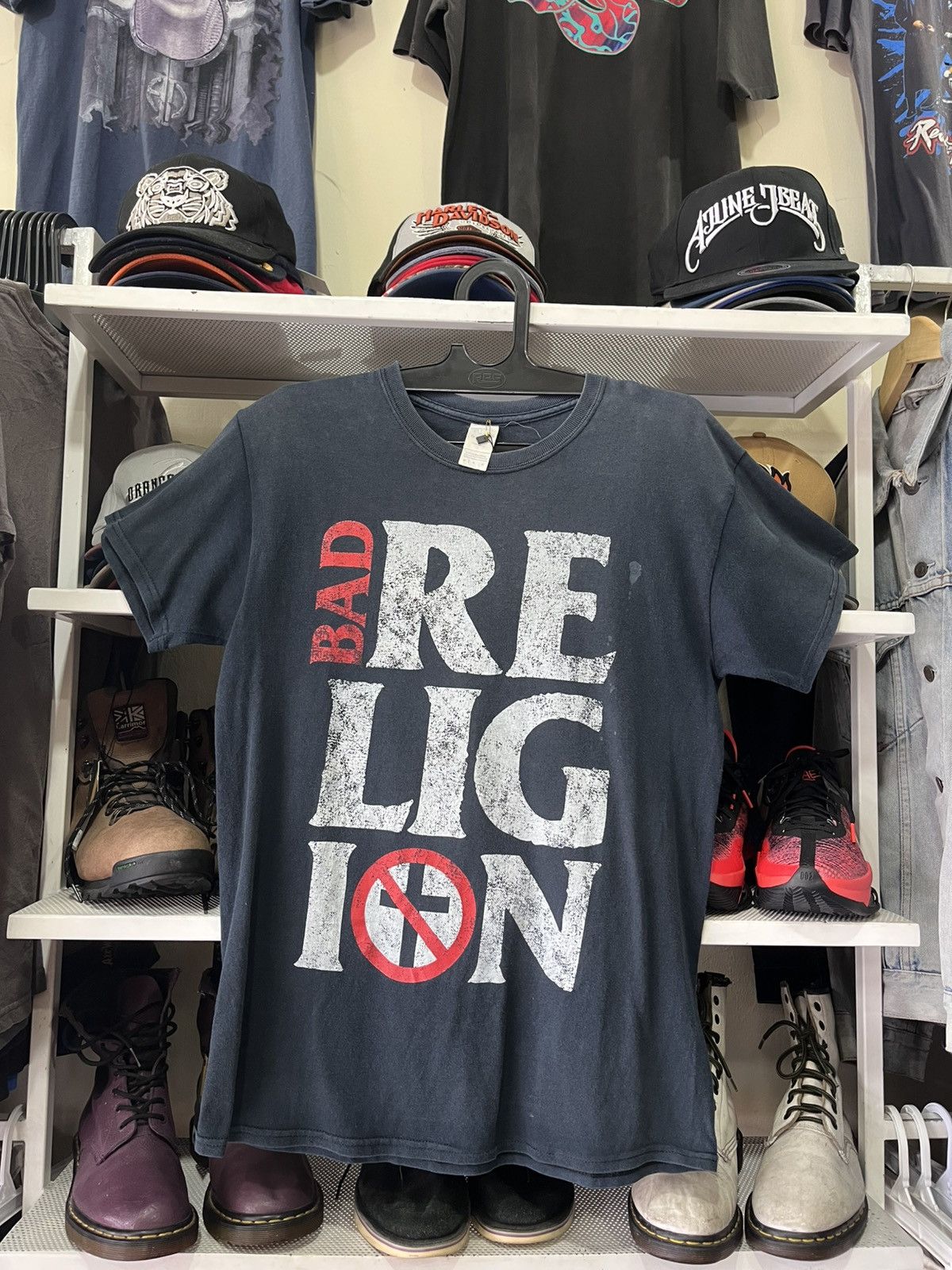 Vintage Bad Religion Concert Tour T-shirt Black Size US M / EU 48-50 / 2 - 1 Thumbnail