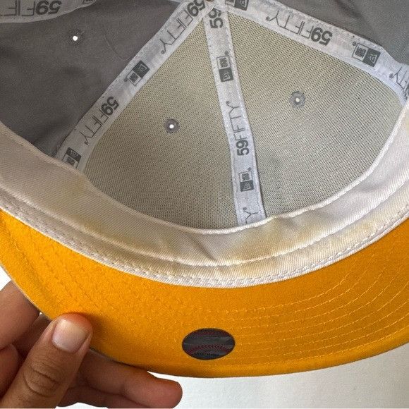 New Era PITTSBURG PIRATES MLB NEW ERA FITTED SZ 8 FLAT BILL CAP Size ONE SIZE - 9 Thumbnail