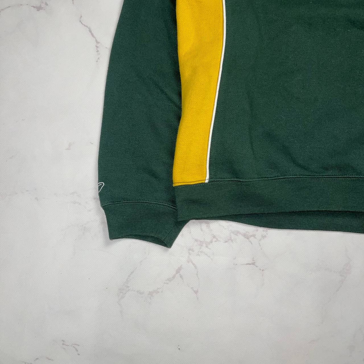 Vintage Vintage Bay Packers Sweatshirt Mens SZ L Green Majestic NFL Size US S / EU 44-46 / 1 - 6 Thumbnail