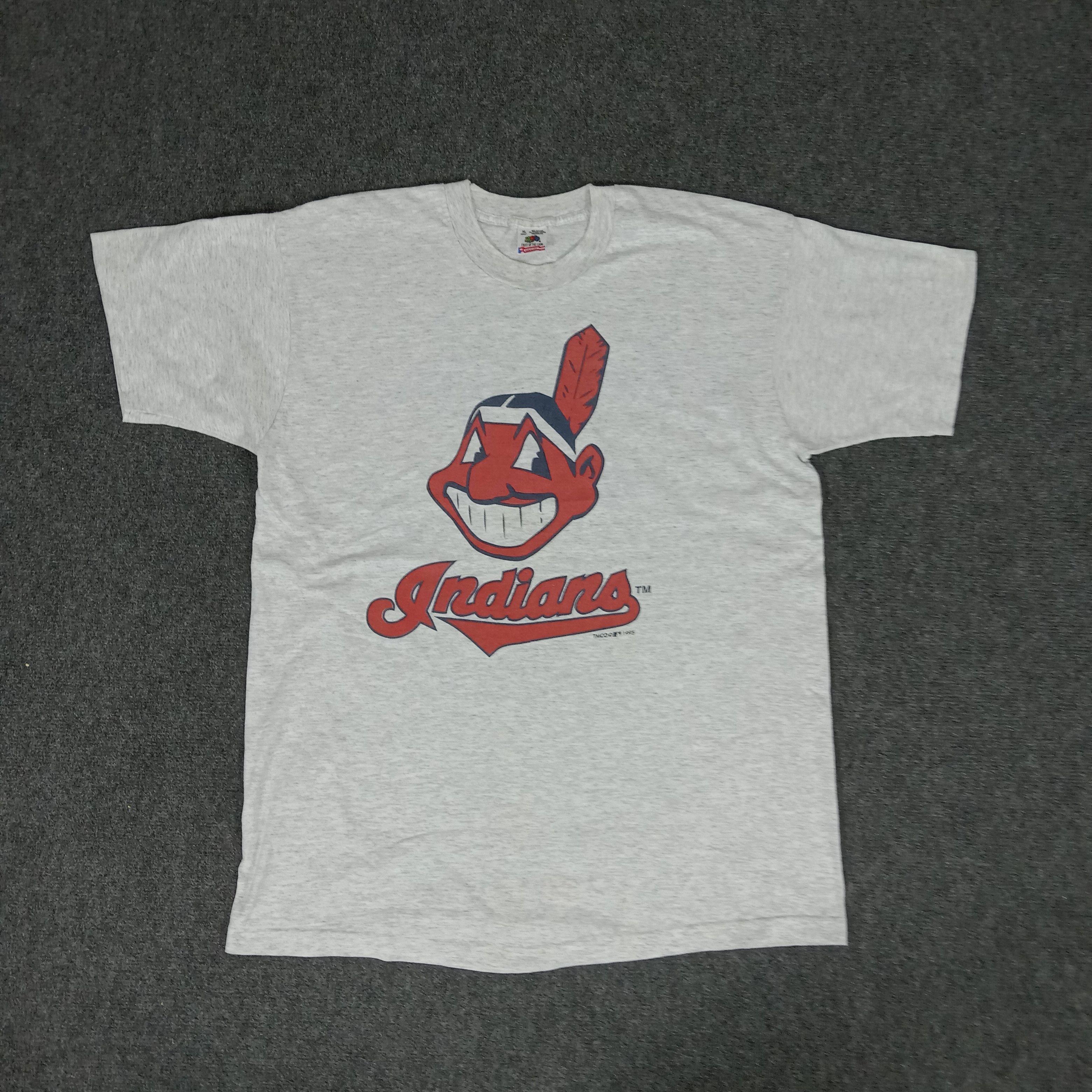 MLB × Vintage Vintage 90's Indians Baseball Team MLB Tshirt Size US XL / EU 56 / 4 - 1 Thumbnail