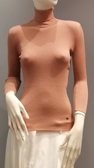 o1loc1c0924 MAK1086 Turtleneck Knitted Top in Brown