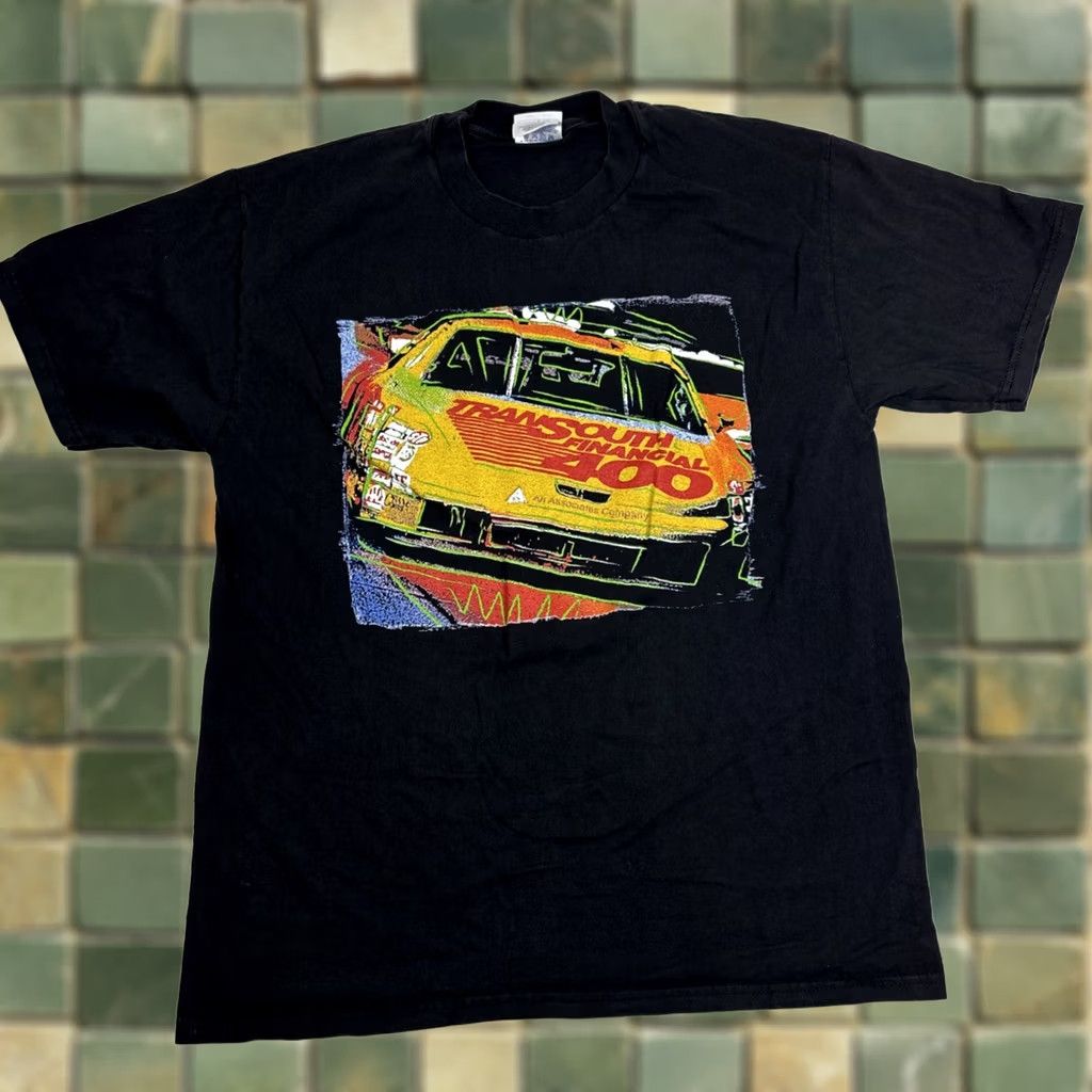 Hanes Hanes Beefy-T T-Shirt Men’s Large Black NASCAR Darlington Graphic TransUnion 400 Mens Size US L / EU 52-54 / 3 - 1 Thumbnail