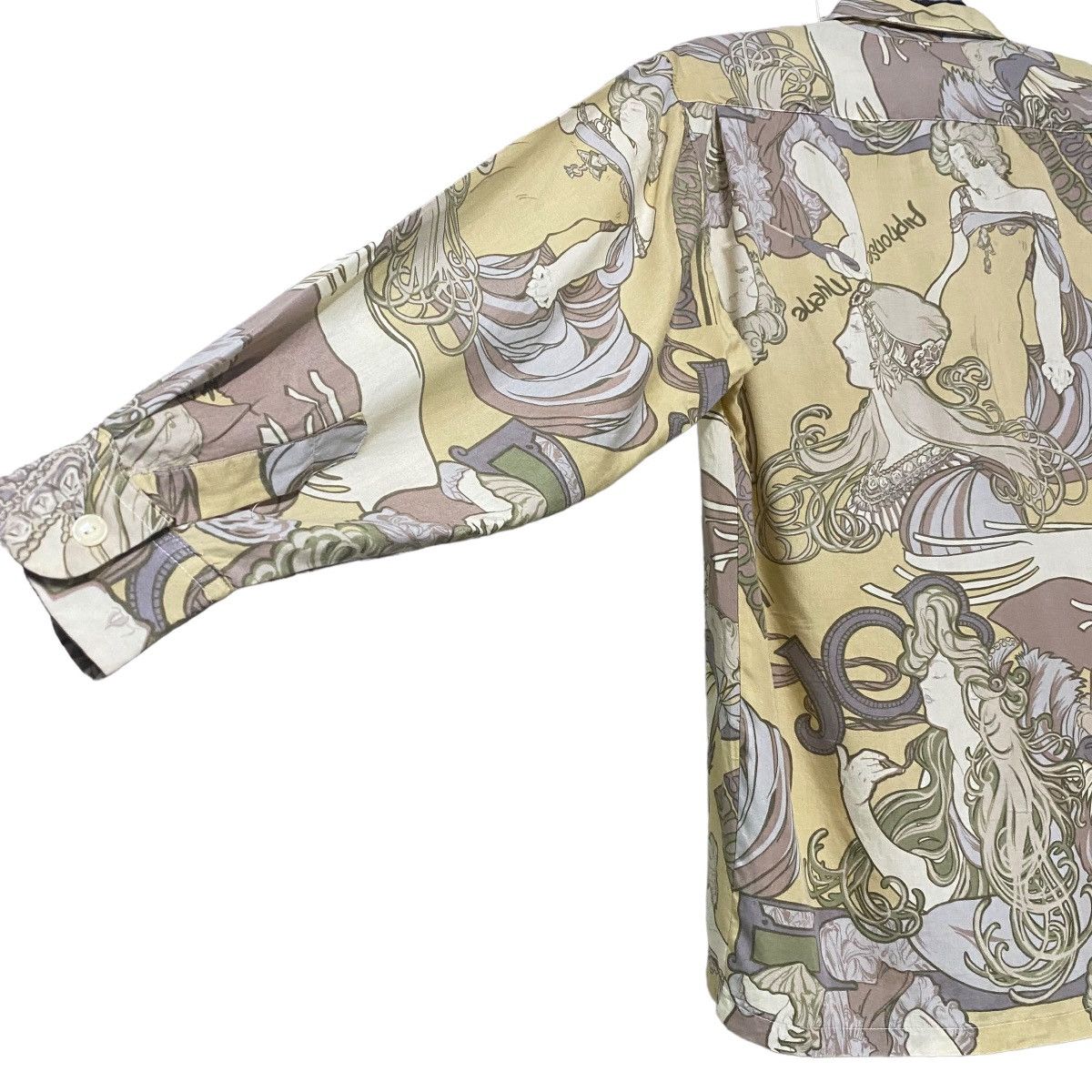 Art Comes First Vintage Alphonse Mucha Documents Decoratifs Art Shirt Size US M / EU 48-50 / 2 - 10 Thumbnail
