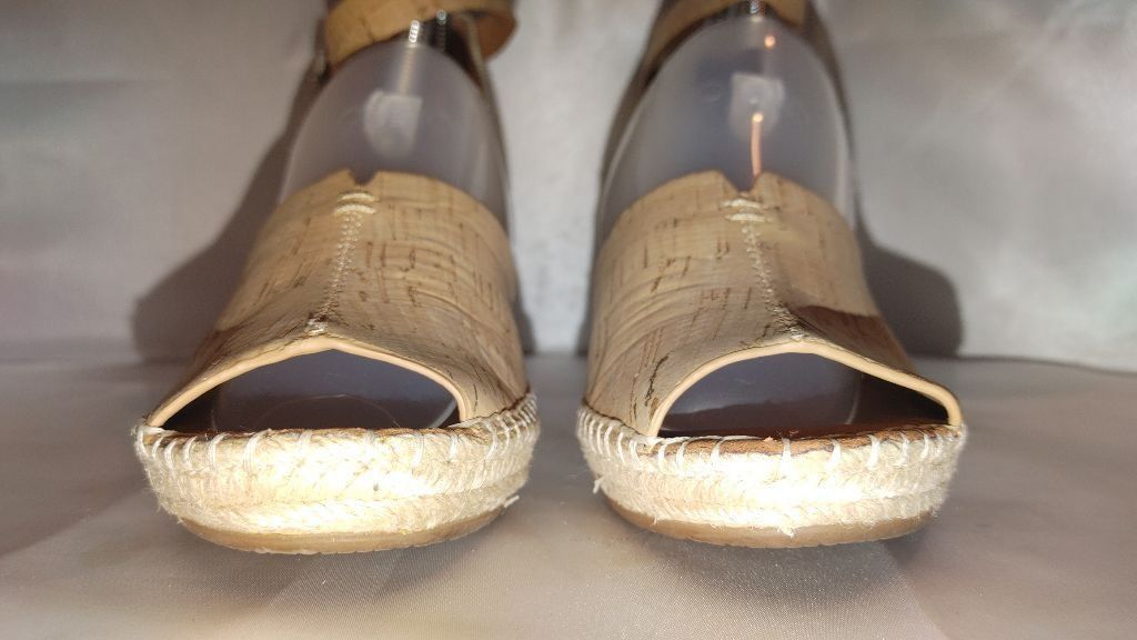 Gentle Souls Gentle Souls by Kenneth Cole Espadrille Size 9M Size US 9 / IT 39 - 4 Thumbnail
