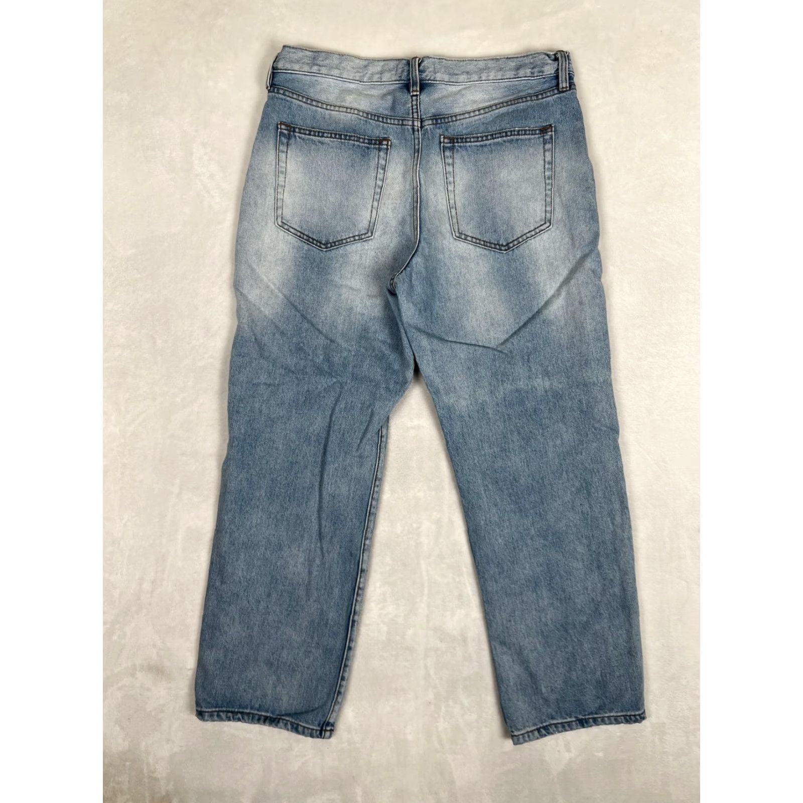 Vintage We The Free Mom Jeans Women's 31 Blue Light Wash High Rise Button Fly Relaxed Jeans Size 24" / US 00 / IT 34 - 6 Thumbnail