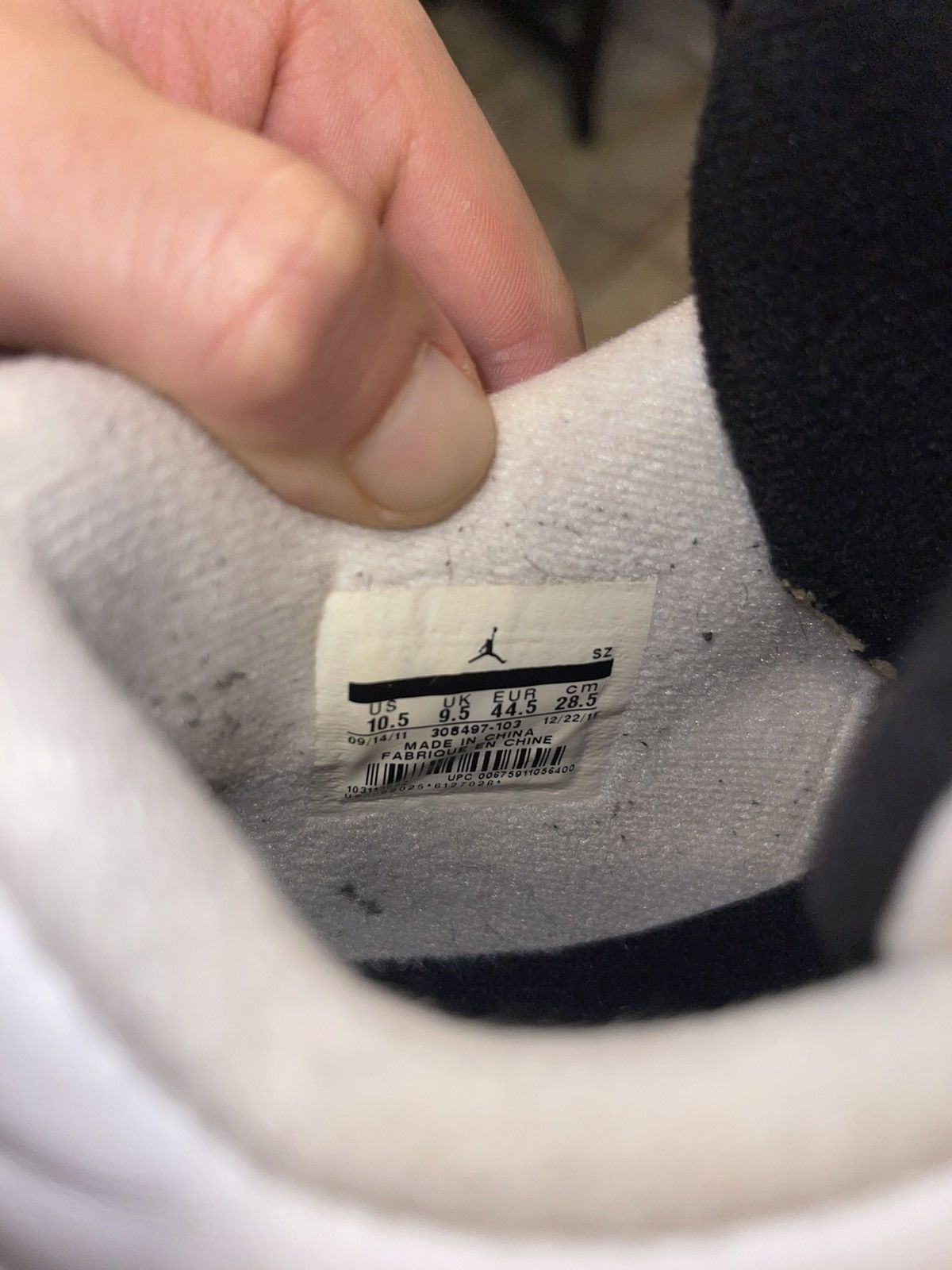 Jordan Brand AIR JORDAN 4 RETRO - White/Black-Cement Grey (2012 Release) Size US 10.5 / EU 43-44 - 9 Thumbnail