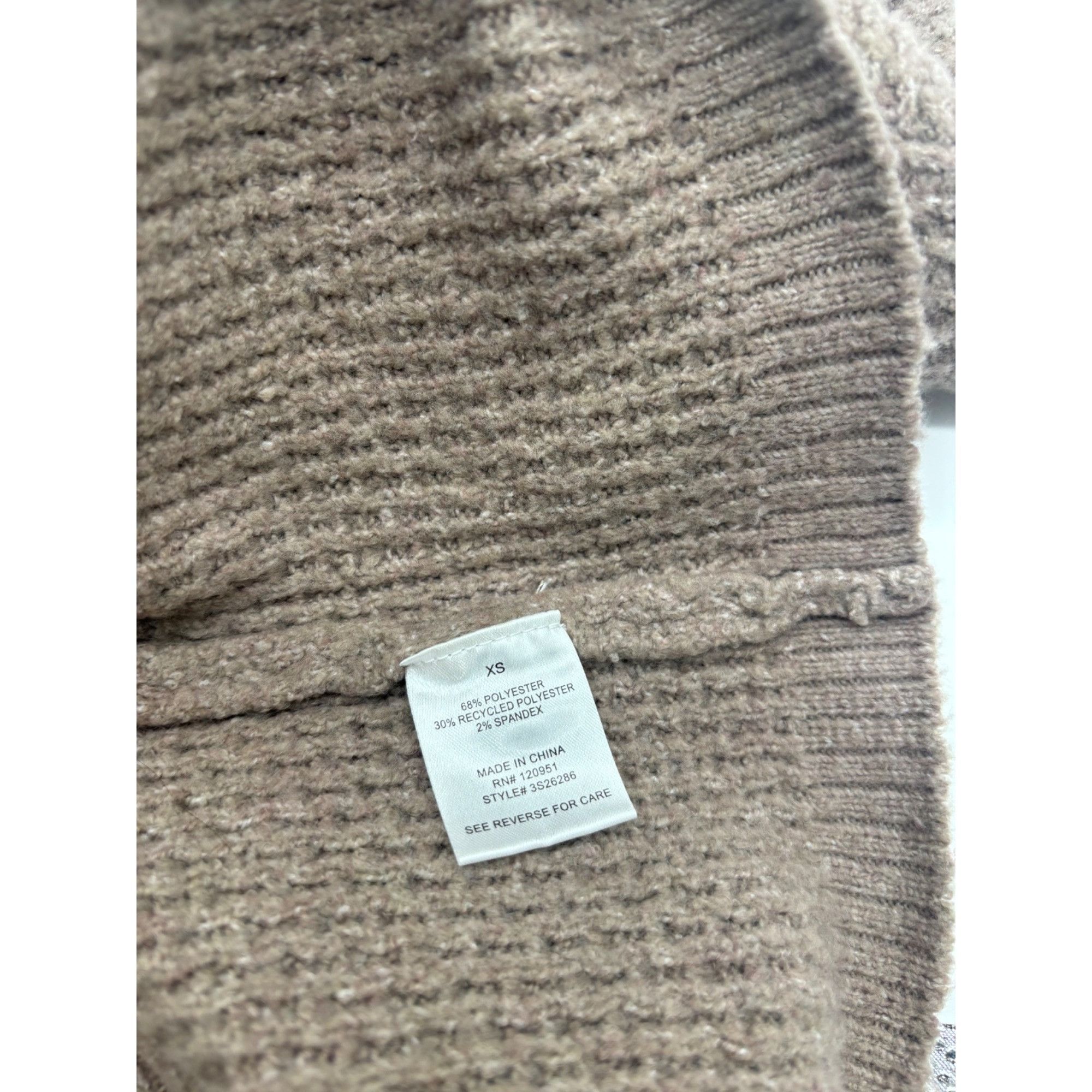 Other Pink Rose Junior’s V-neck Cropped Sweater, Natural, Sz.XS Size XS / US 0-2 / IT 36-38 - 6 Thumbnail