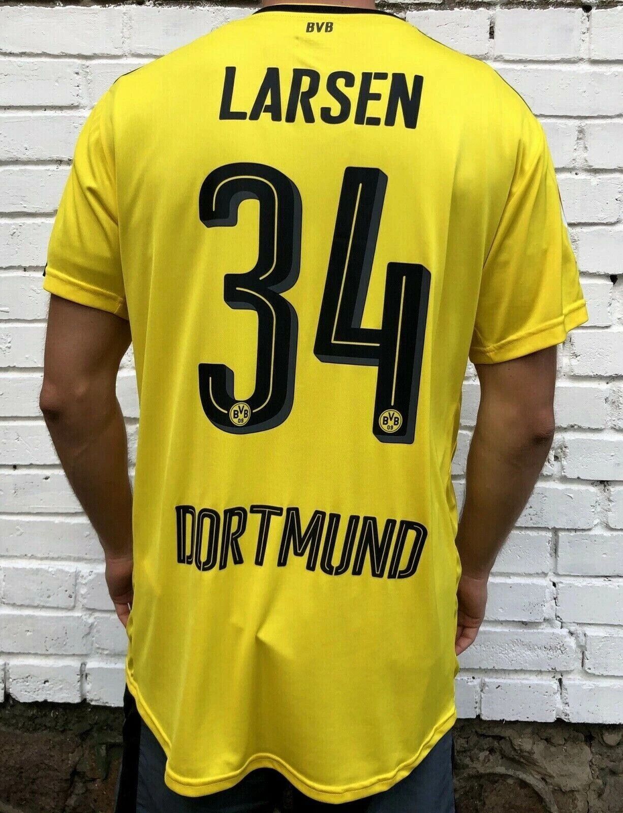 Puma BORUSSIA DORTMUND 2016 2017 HOME FOOTBALL JERSEY LARSEN Size US XL / EU 56 / 4 - 1 Thumbnail
