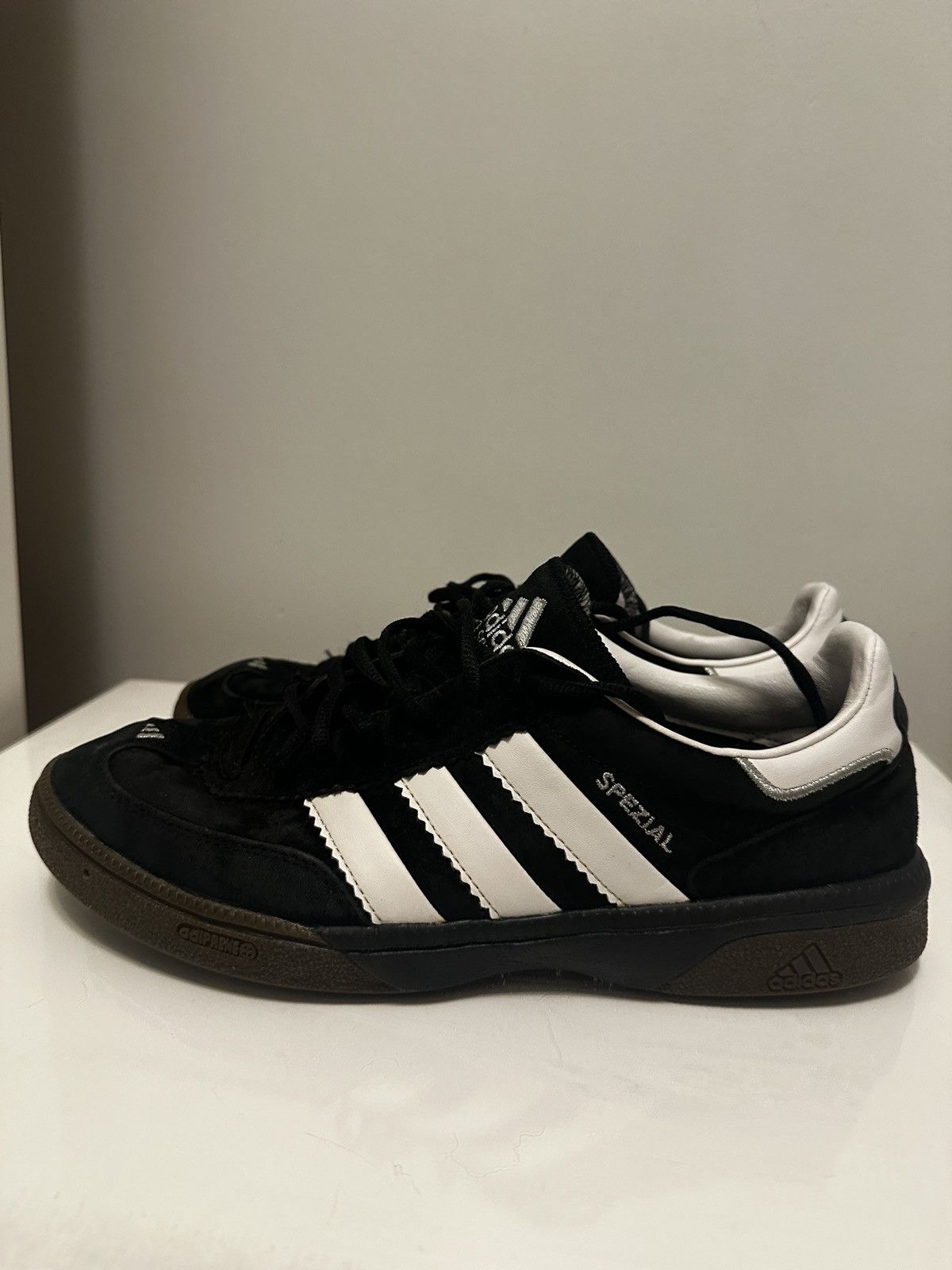 Adidas Adidas HB Spezial Black shoes Size US 10 / EU 43 - 3 Thumbnail